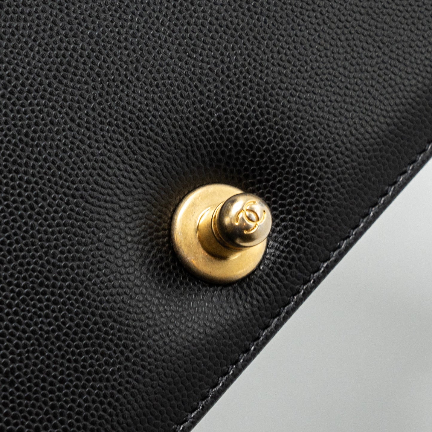 Chanel Medium Classic Boy Bag Caviar Black  (microchip)