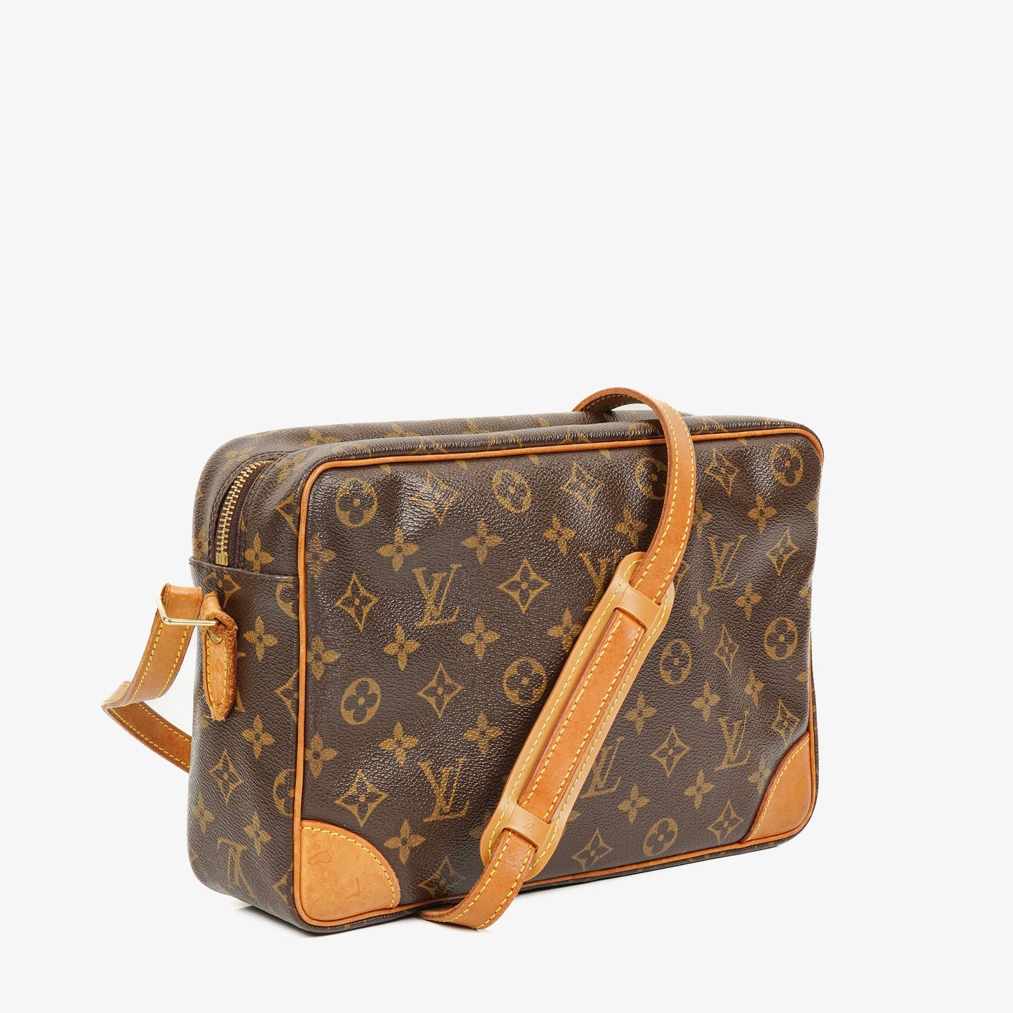 Louis Vuitton Trocadero 30 Monogram Canvas Bag