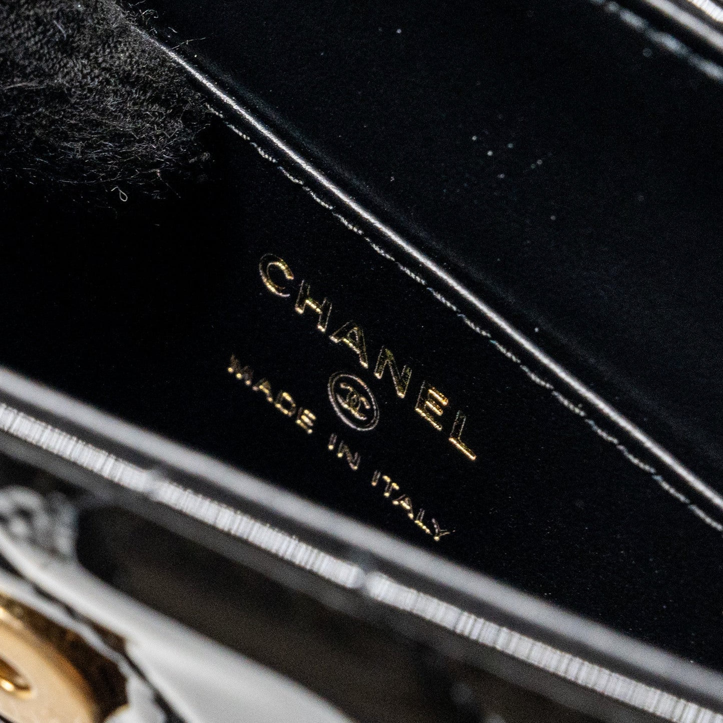 Chanel 23K Hoop Bag Patent leather black  (microchip)