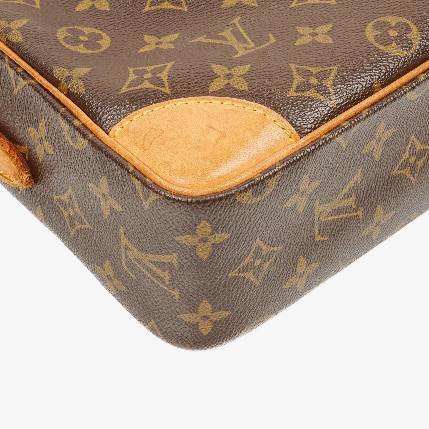 Louis Vuitton Trocadero 30 Monogram Canvas Bag