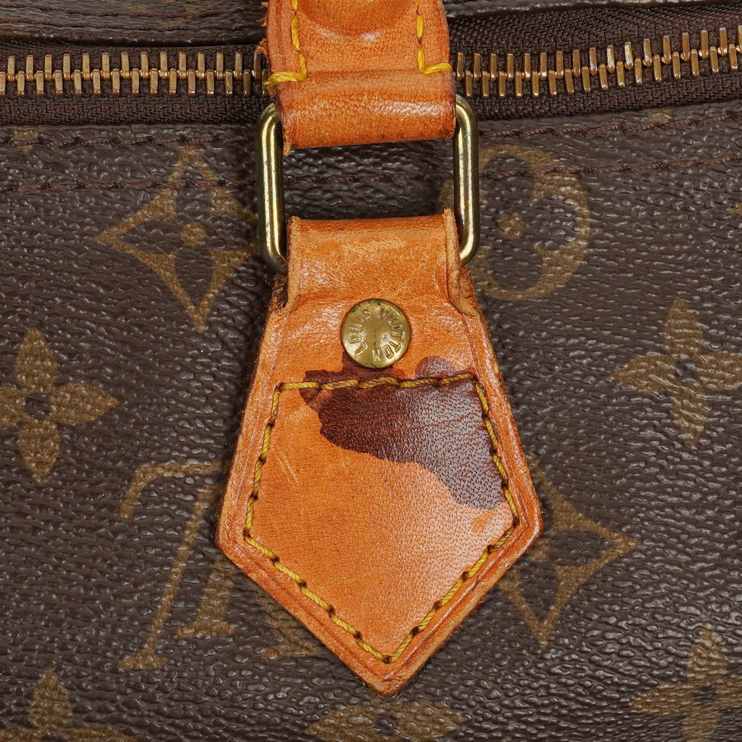 Louis Vuitton Malletier  30 Monogram Canvas Handbag