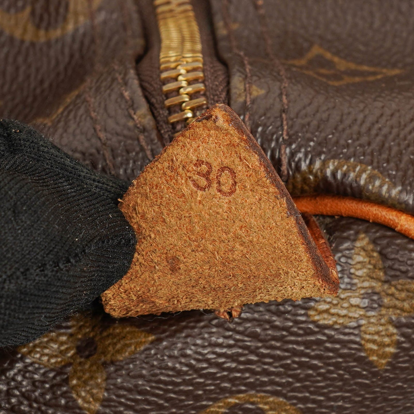 Louis Vuitton Malletier  30 Monogram Canvas Handbag