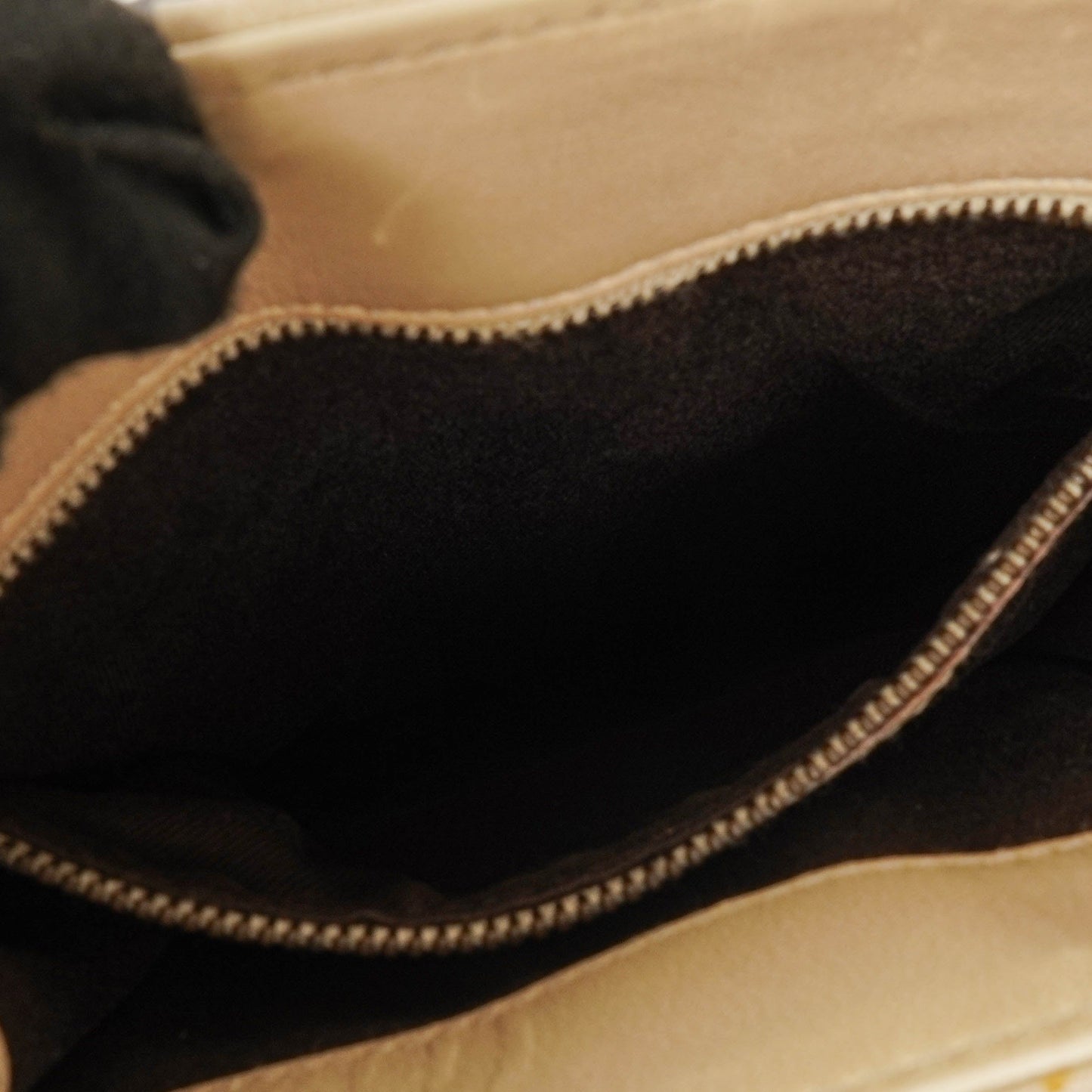 Gucci GG Canvas Beige Shoulder Bag