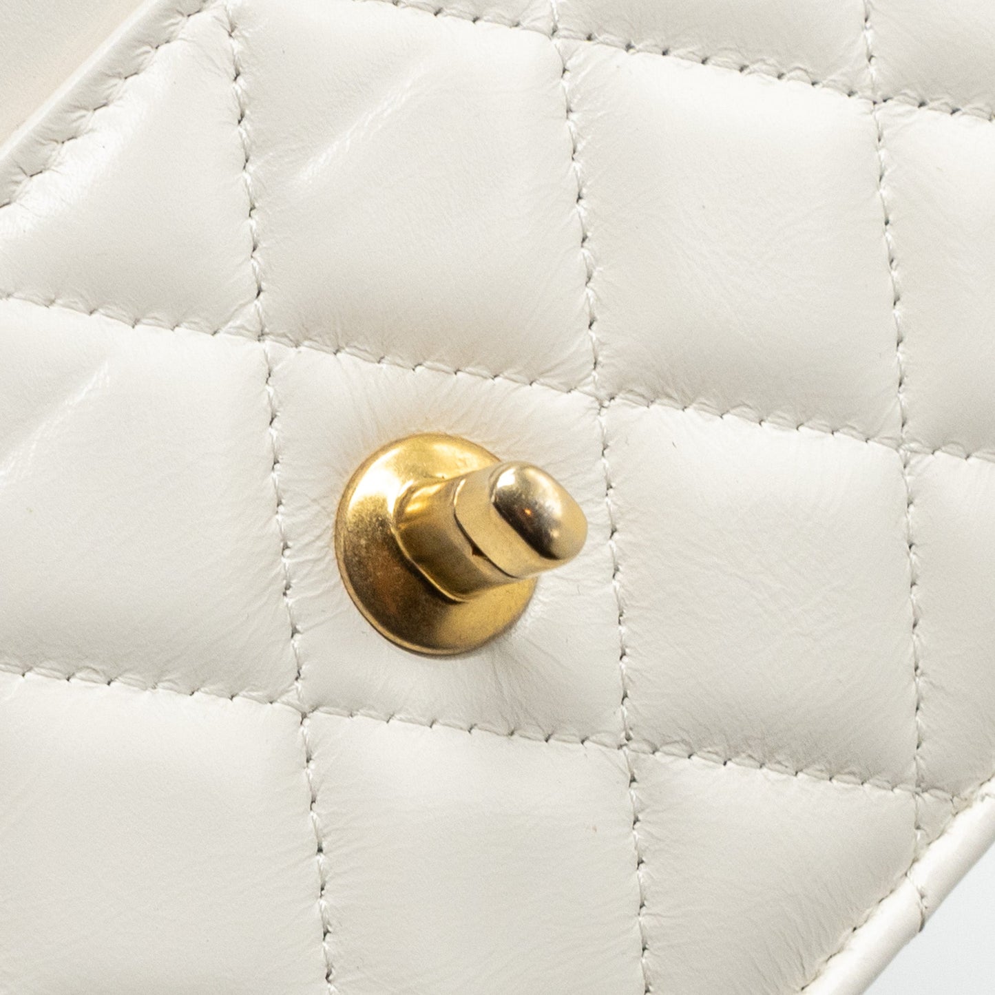 Chanel 23p Letter Top Handle Wallet On Chain Calfskin White (Microchip)