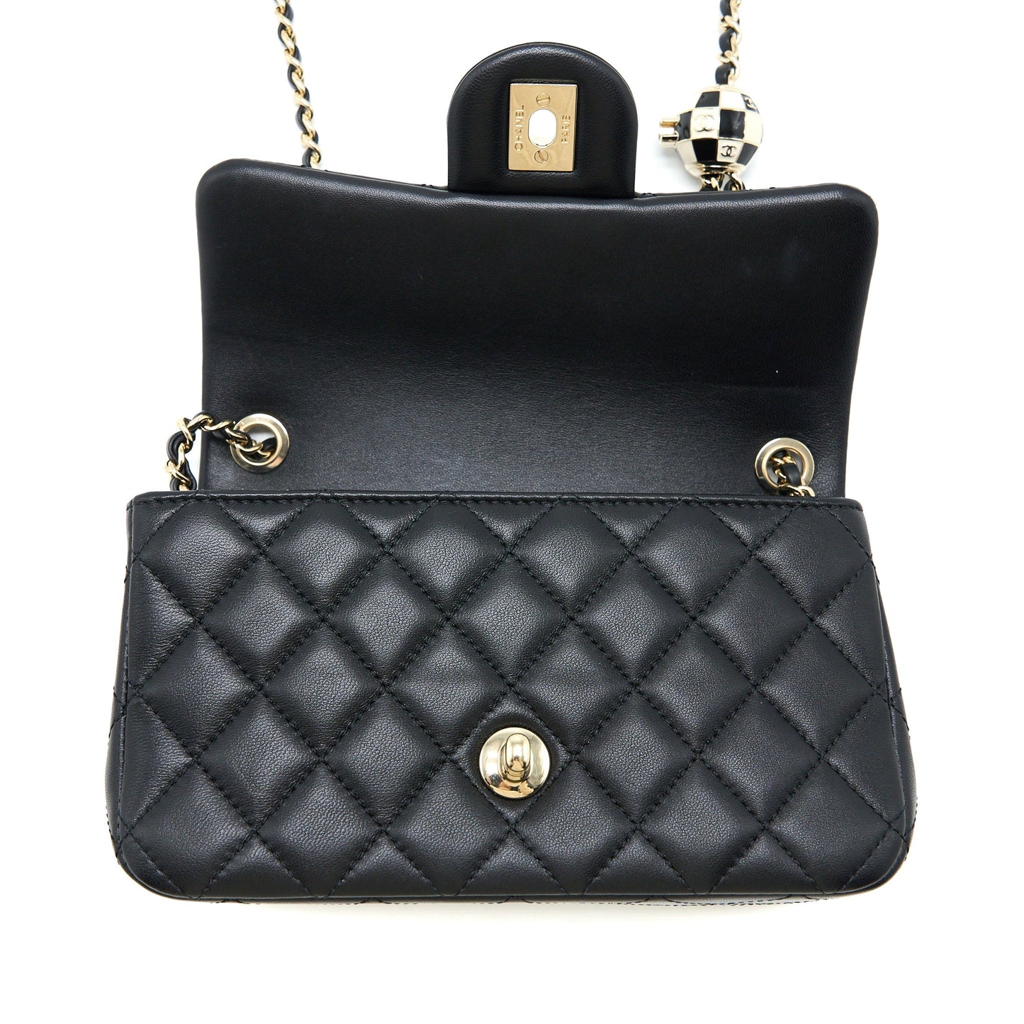 Chanel 23C Pearl Crush Mini Rectangular Flap Bag Lambskin Black L (Microchip)