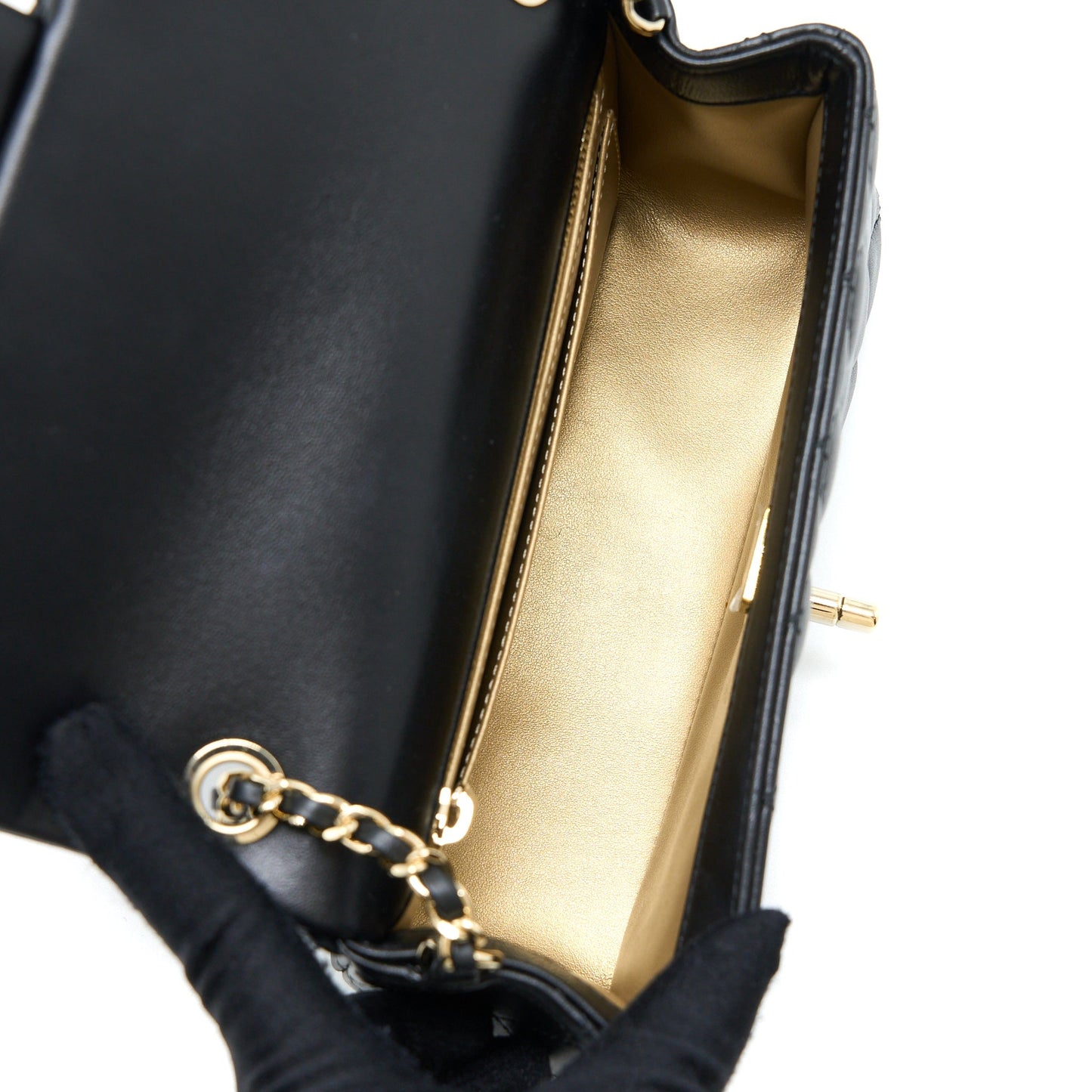 Chanel 23C Pearl Crush Mini Rectangular Flap Bag Lambskin Black L (Microchip)