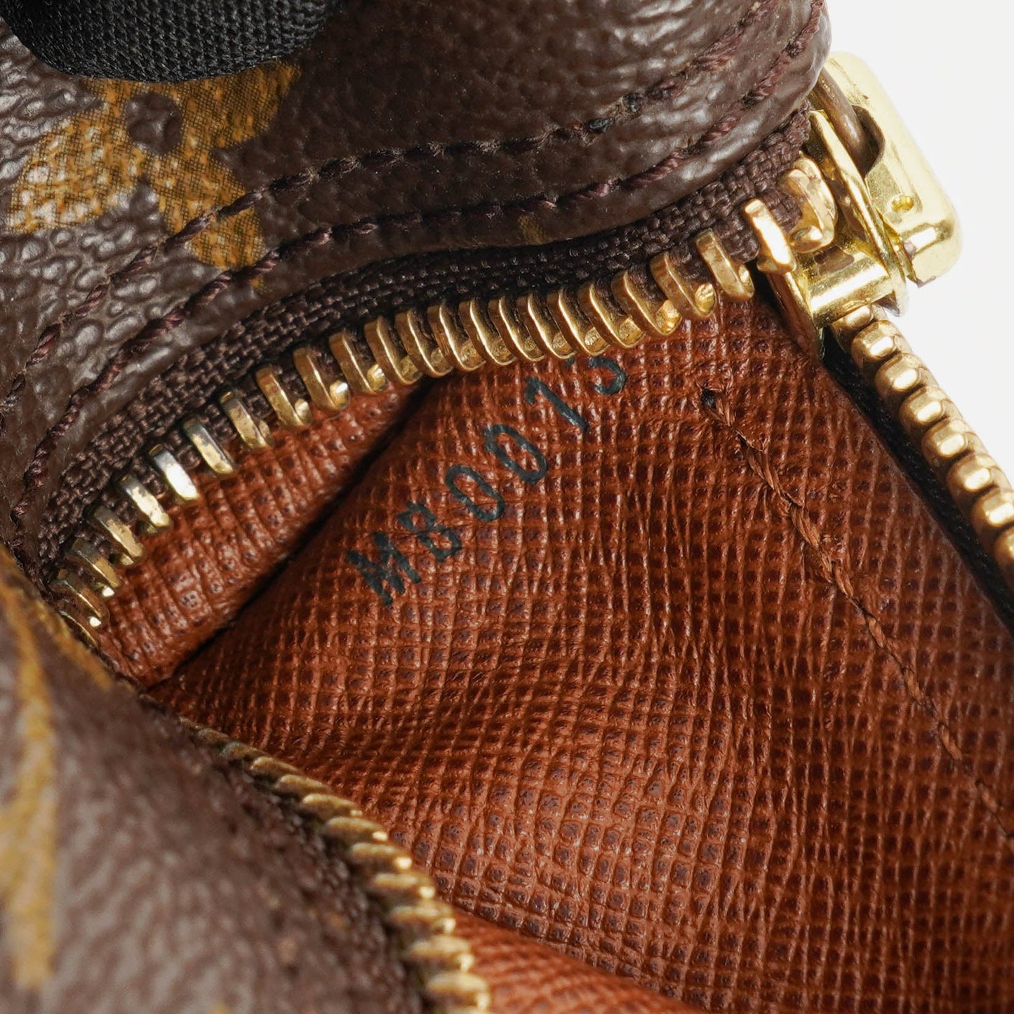 Louis Vuitton Papillon 30  Monogram Canvas Handbag