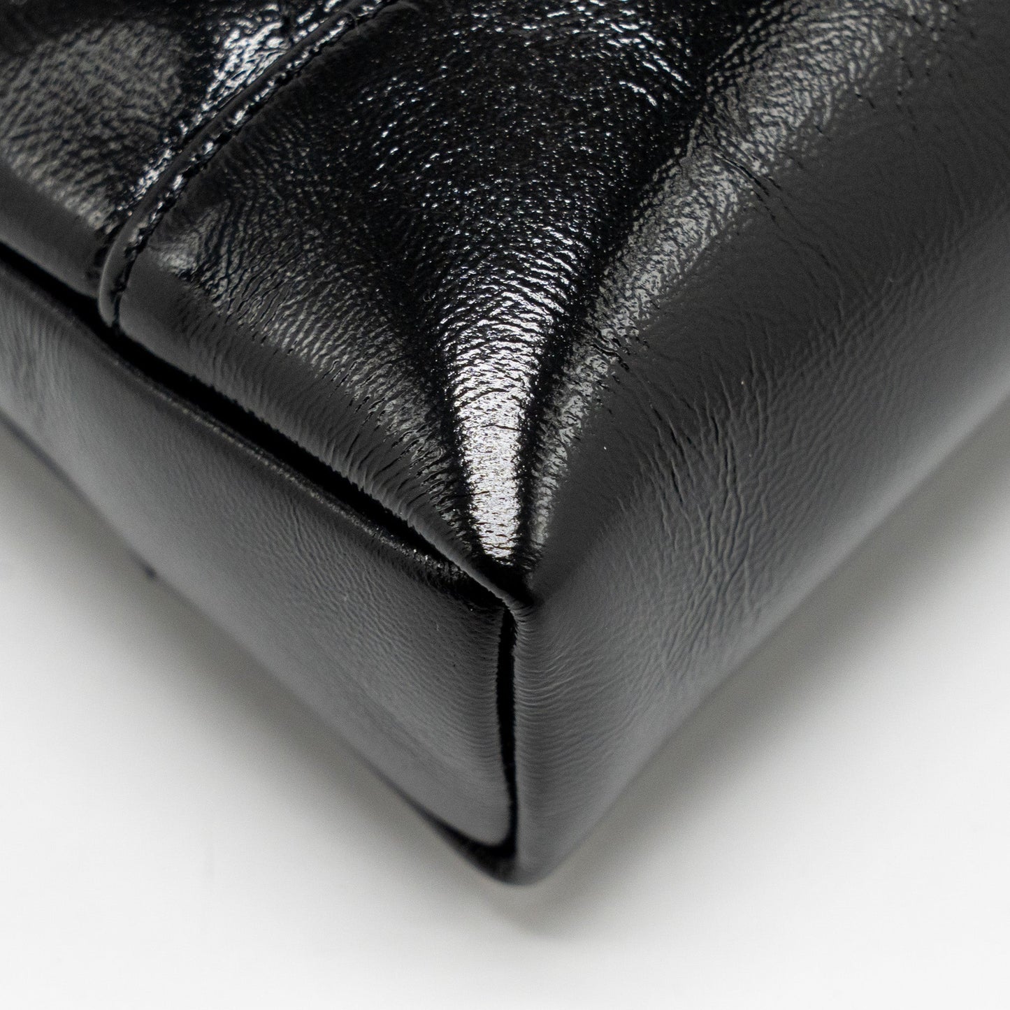 Chanel Mini 31 Clutch with Chain Shiny Calfskin Black L (Microchip)