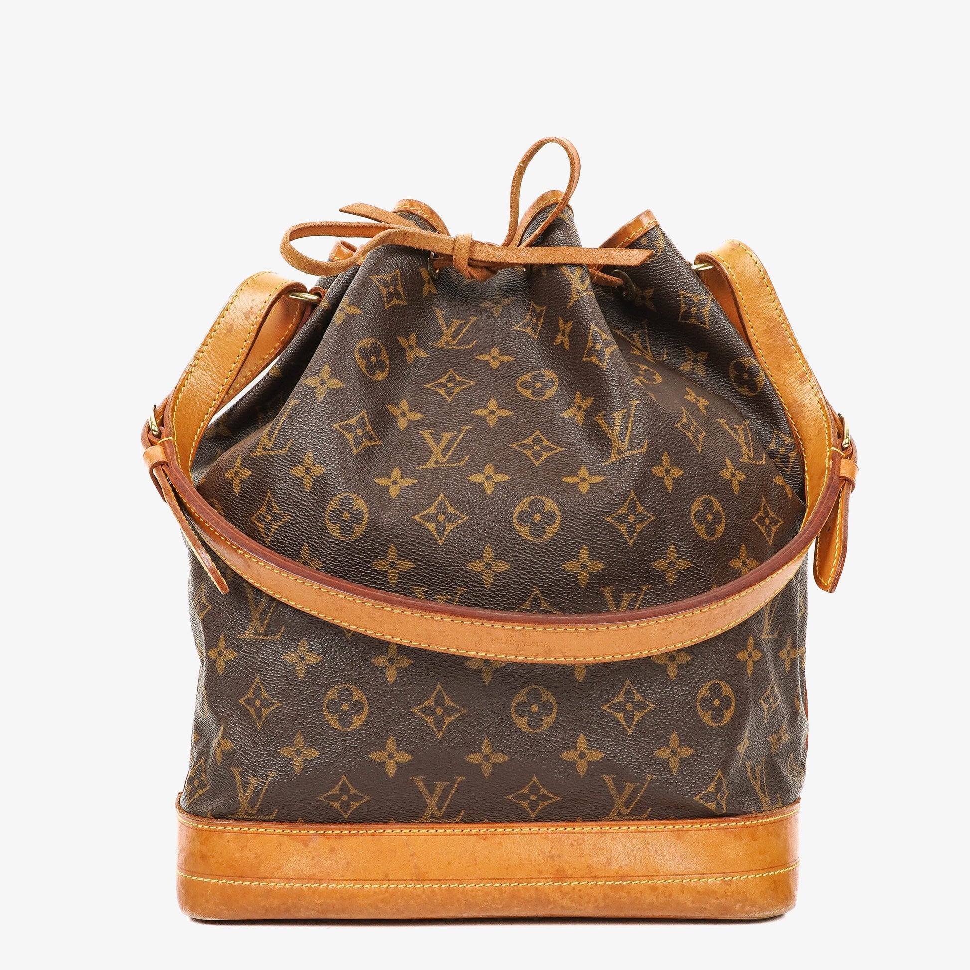 Louis Vuitton Noe Grande GM Monogram Canvas Shoulder Bag
