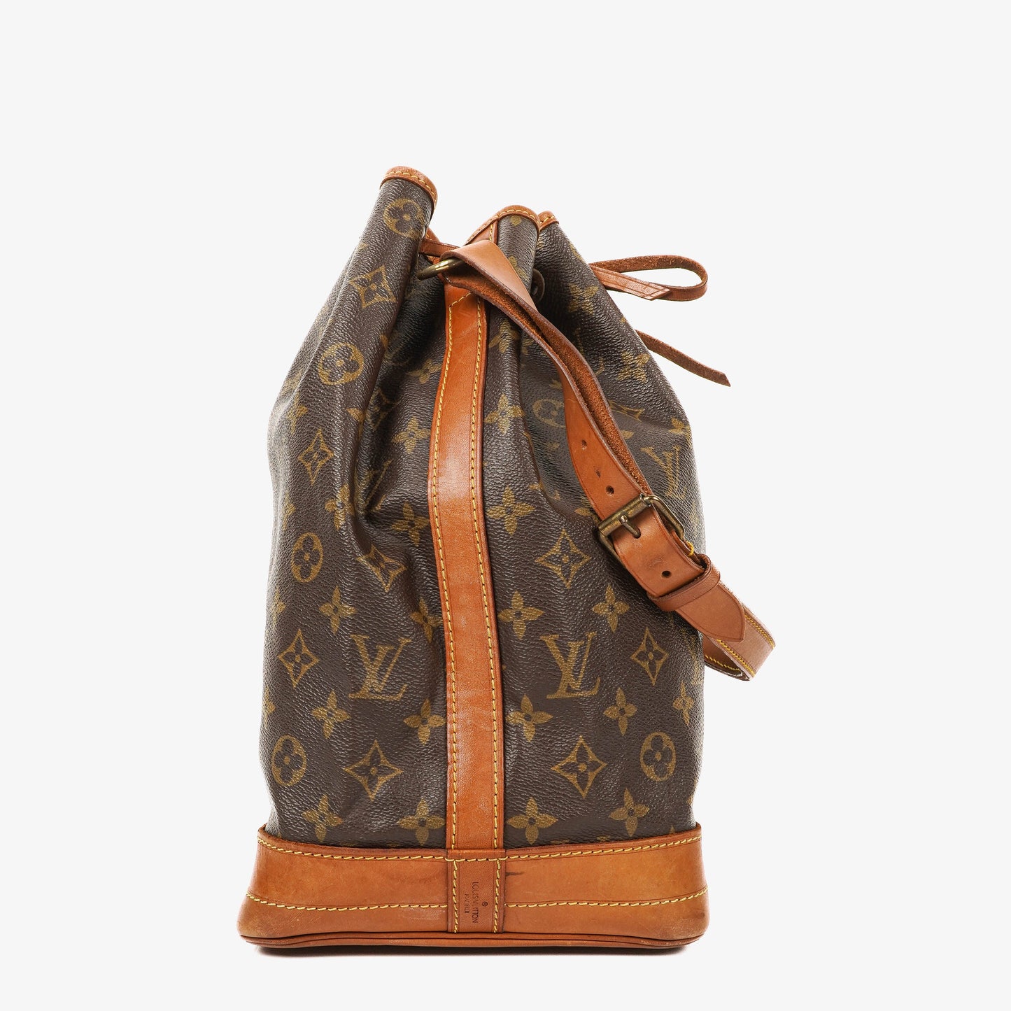 Louis Vuitton Noe Grande GM Monogram Canvas Shoulder Bag