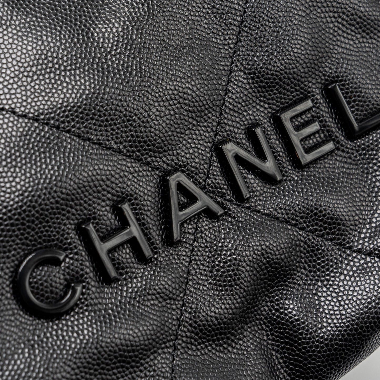 Chanel Mini 22 Bag Caviar Black  (Microchip)