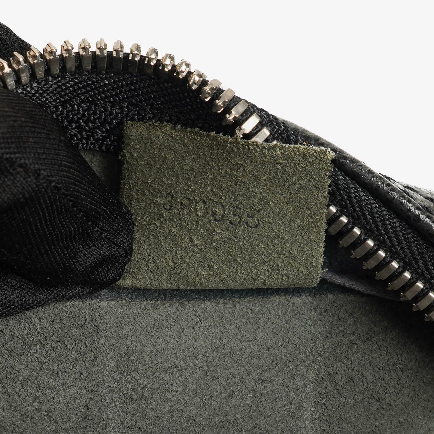 Louis Vuitton Grey/Black Taiga Leather Kendall Keepall Bag