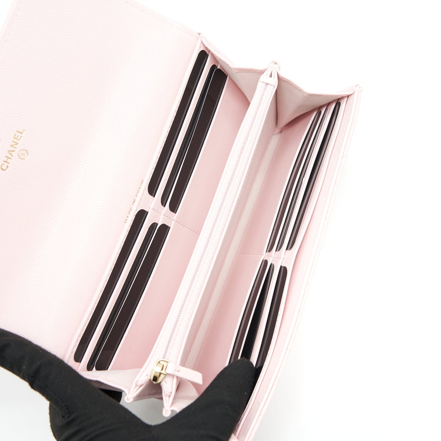 Chanel 22S detailed logo flap long wallet caviar light pink with L