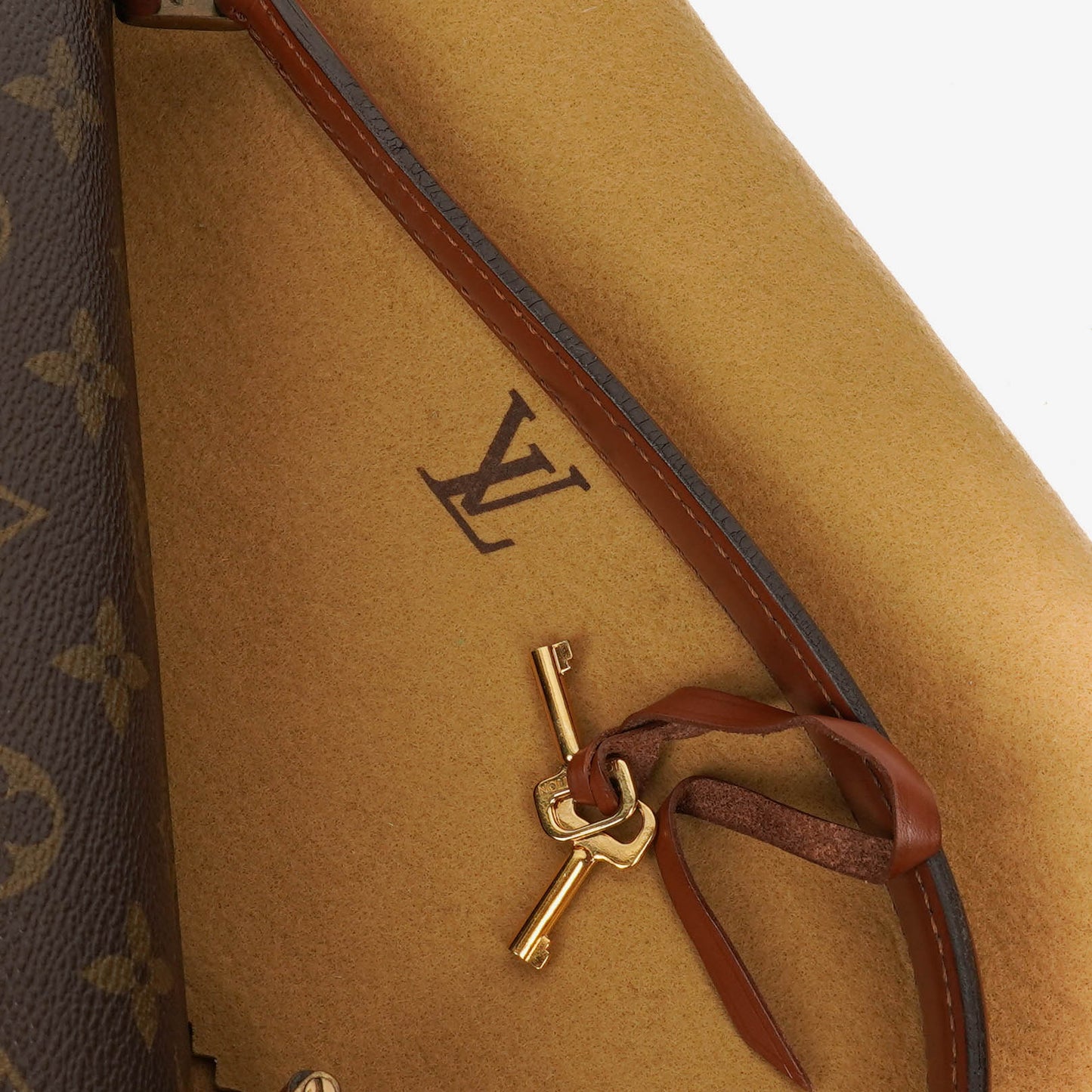 Louis Vuitton Concorde Monogram Canvas Bag