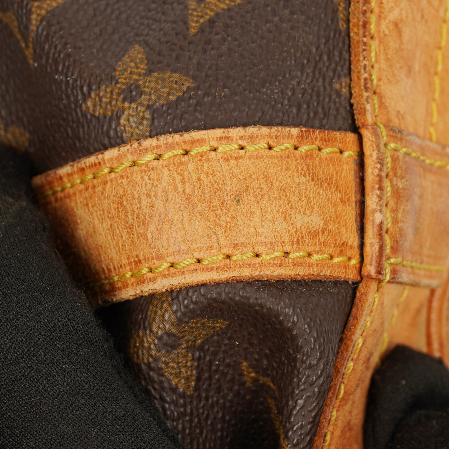 Louis Vuitton Noe GM Monogram Canvas Shoulder Bag