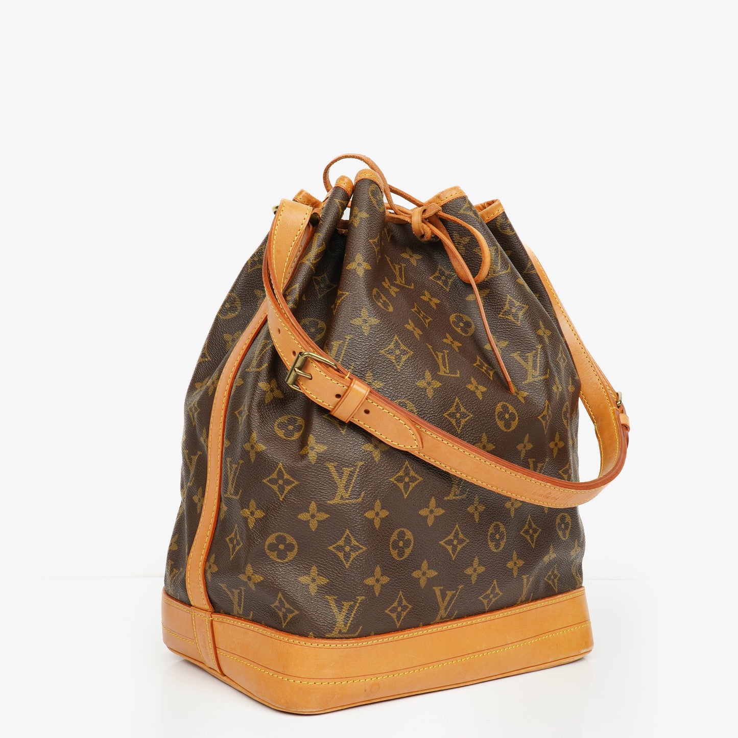 Louis Vuitton Noe GM Monogram Canvas Shoulder Bag