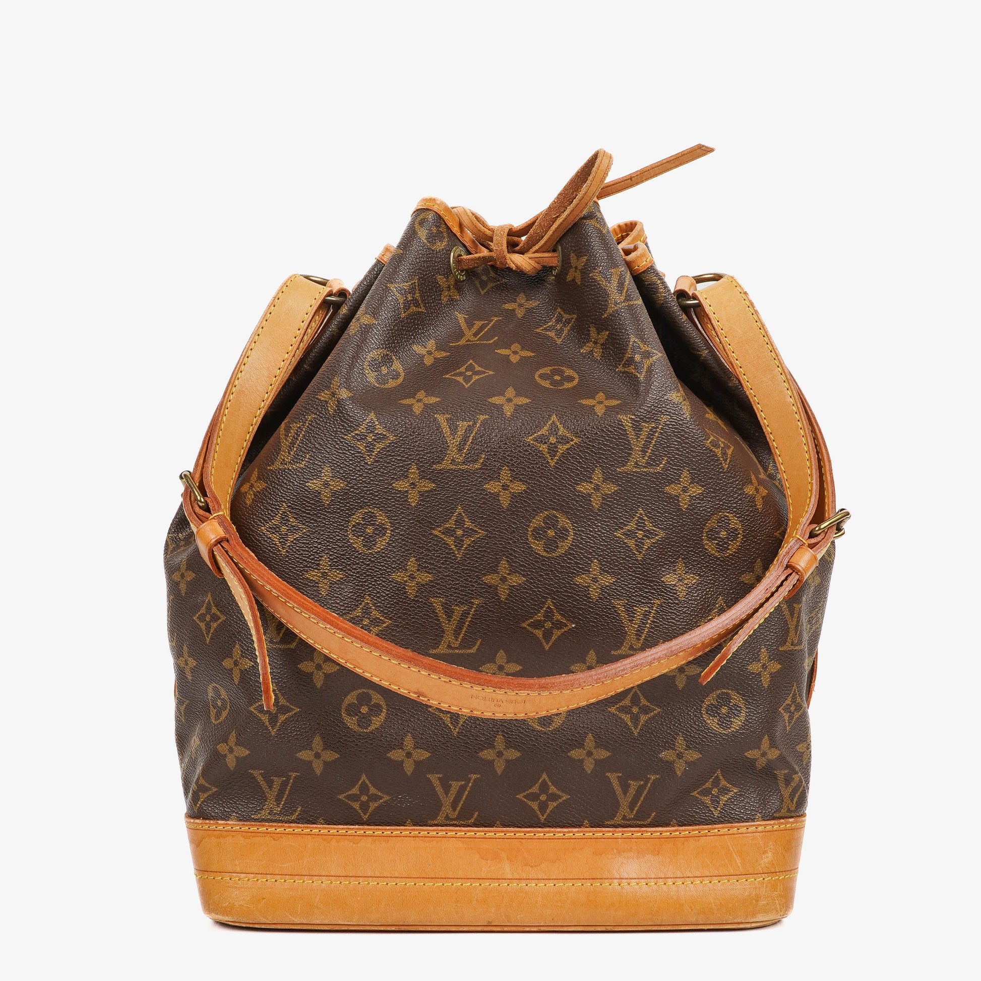 Louis Vuitton Noe Grande GM Monogram Canvas Shoulder Bag