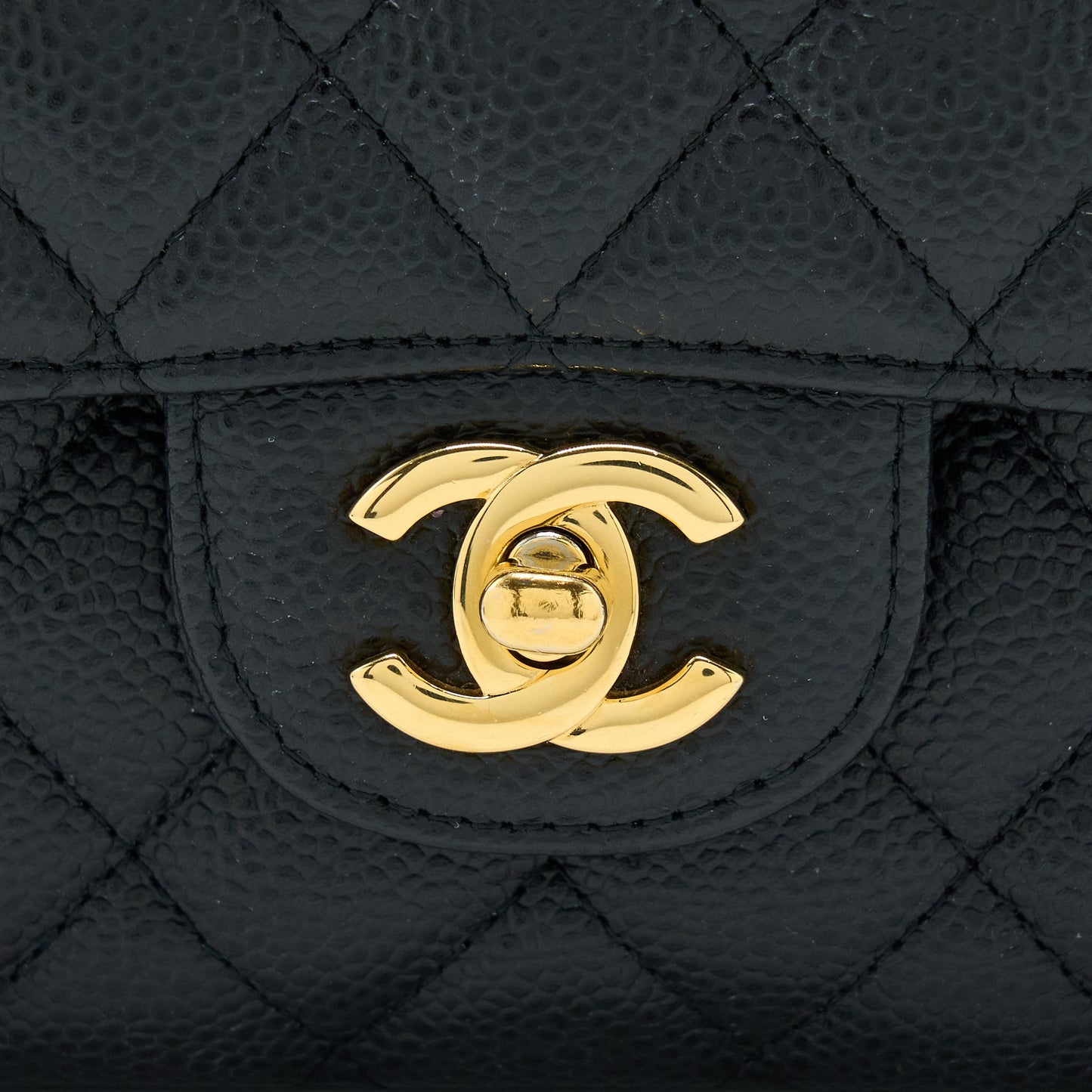 Chanel Medium Classic Double Flap Caviar Black