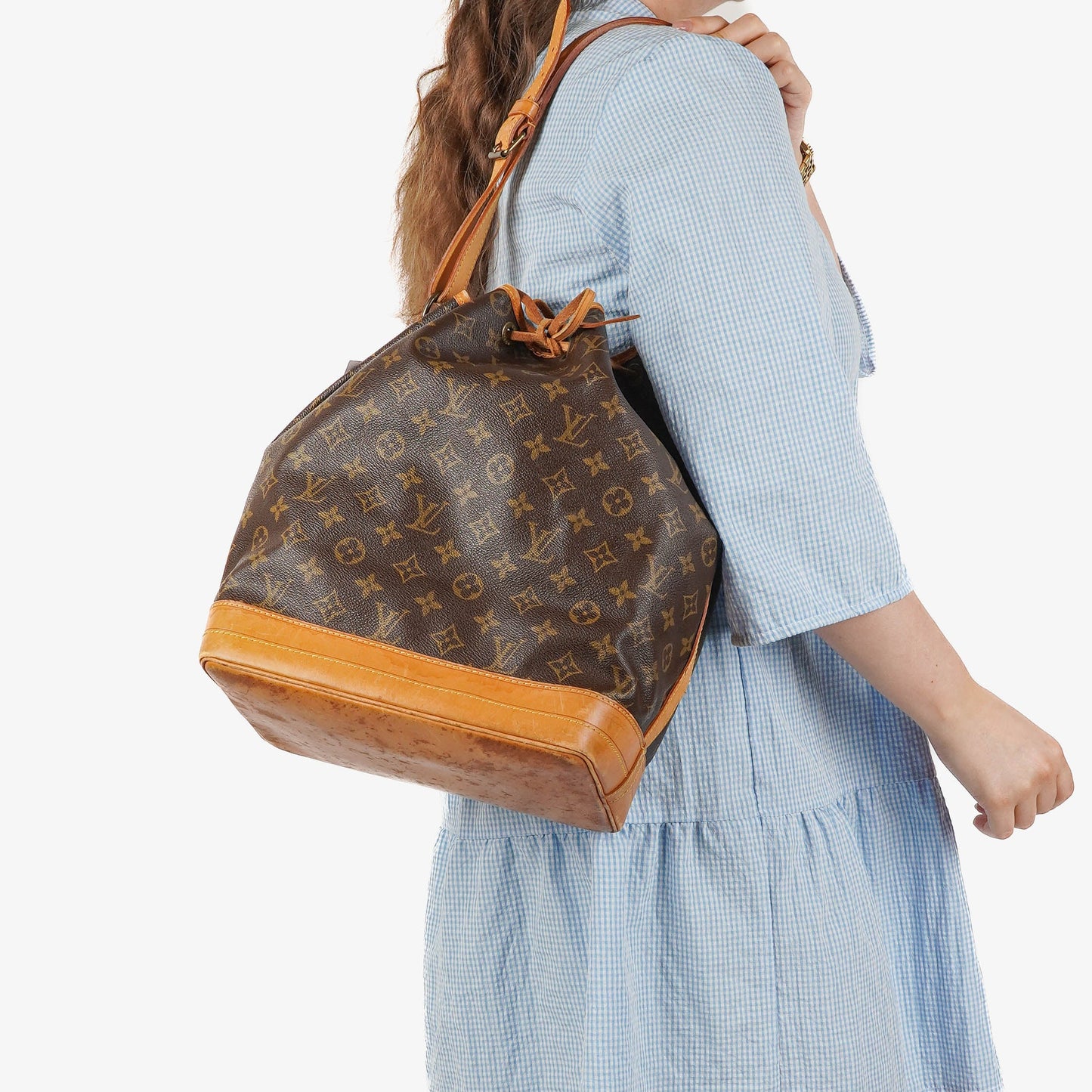 Louis Vuitton Noe Grande GM Monogram Canvas Shoulder Bag