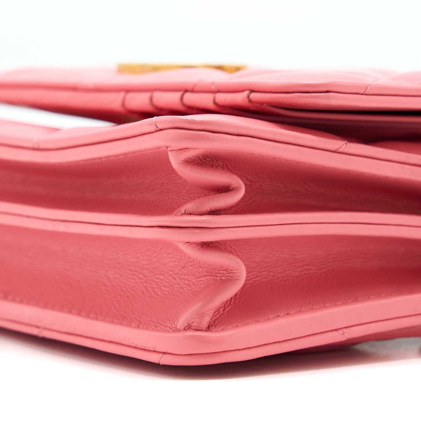 Chanel 22P Seasonal Mini Square Wallet On Chain Lambskin Pink