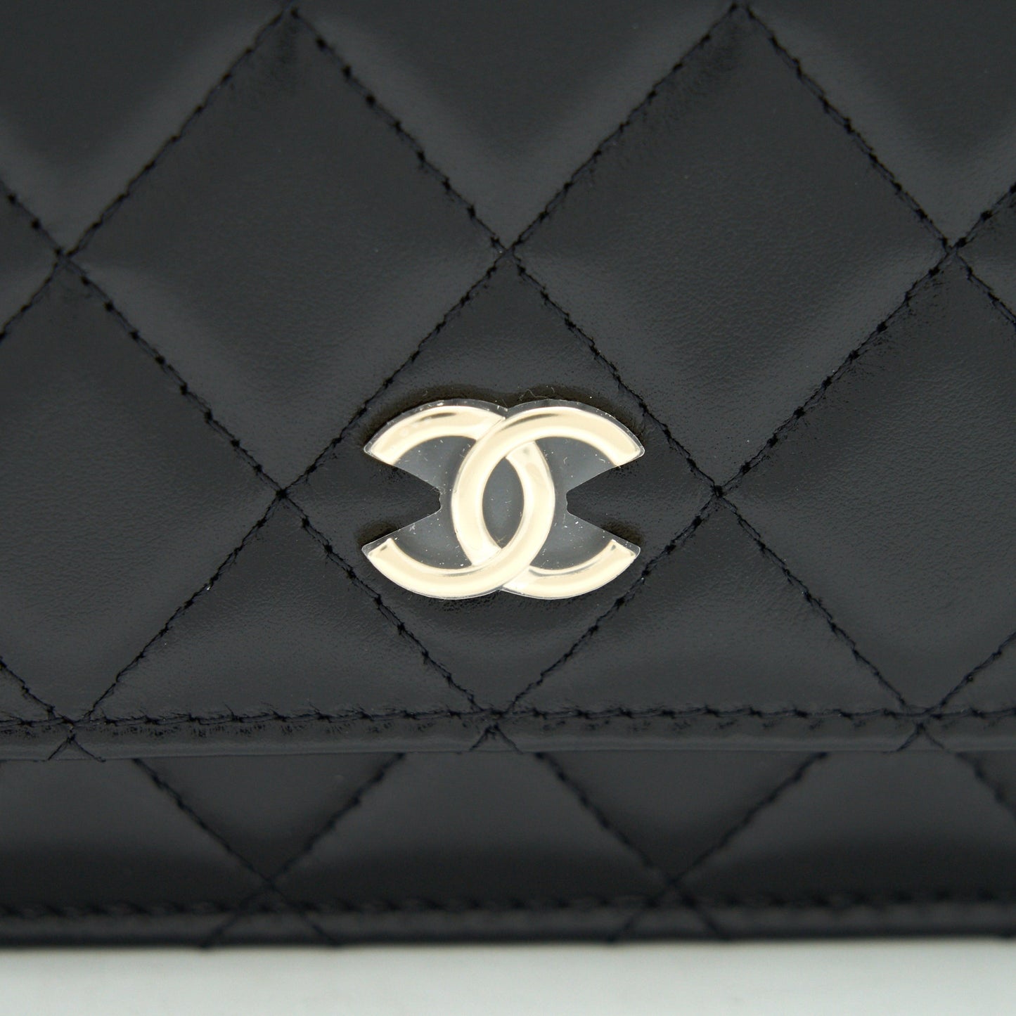 Chanel Giant Pearl Crush Wallet On Chain Black