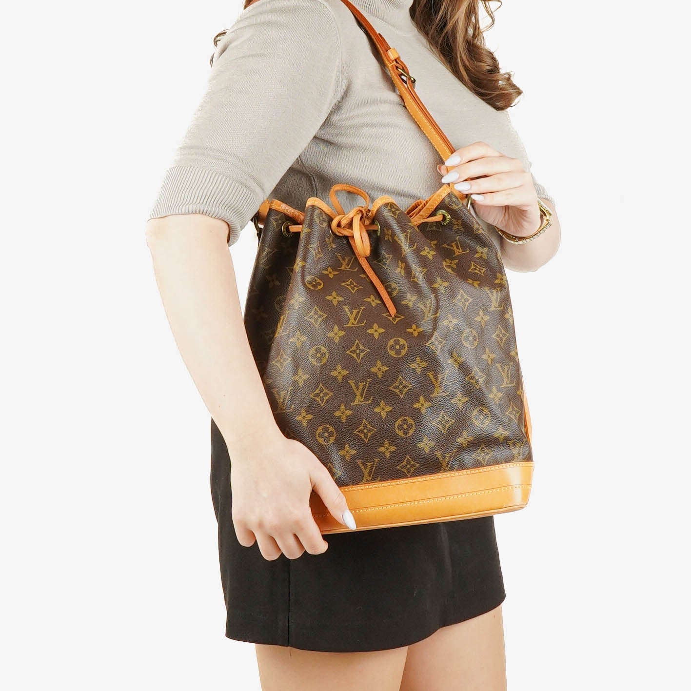 Louis Vuitton Noe GM Monogram Canvas Shoulder Bag