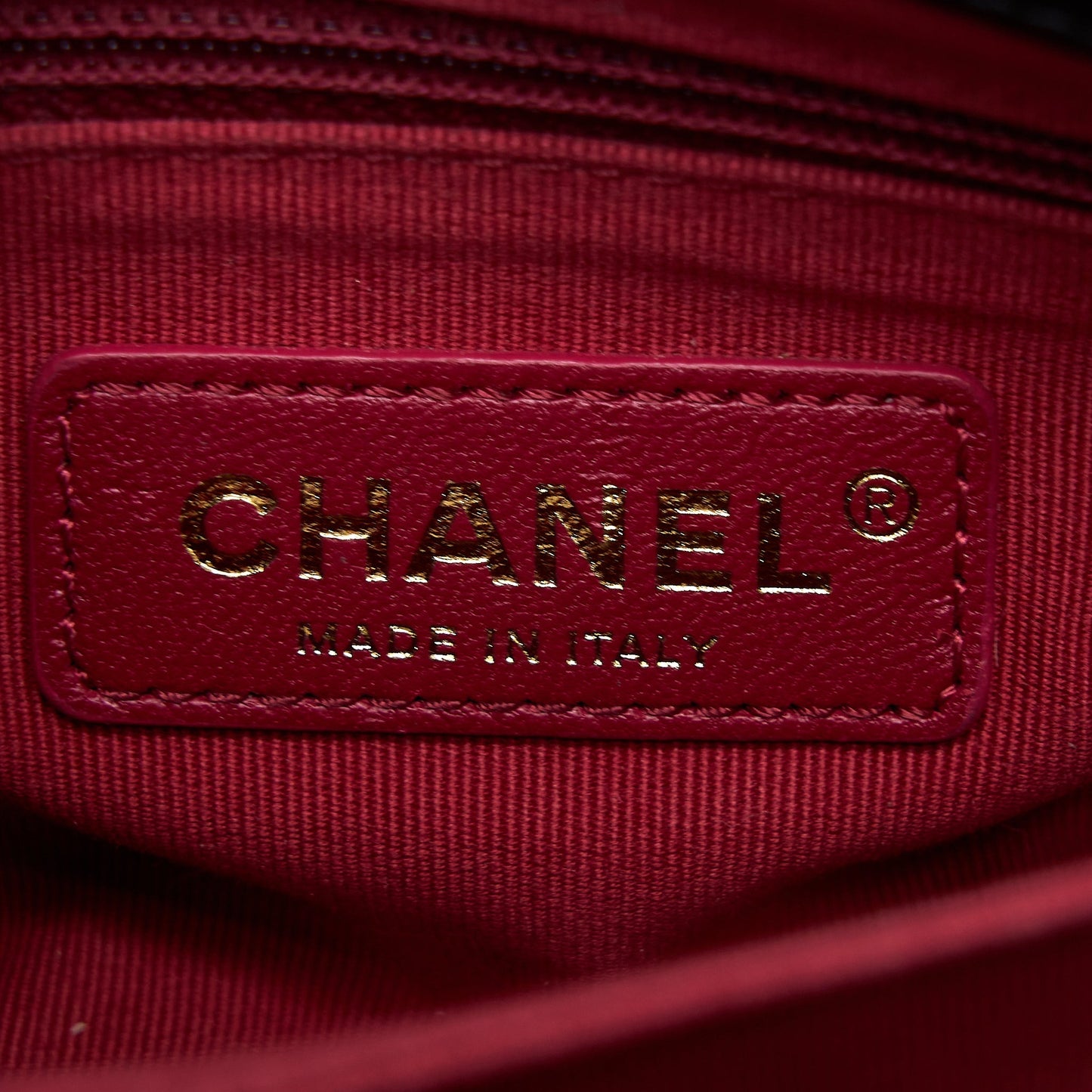 Chanel Detail Chain Flap Bag Grained Calfskin Black  (Microchip)