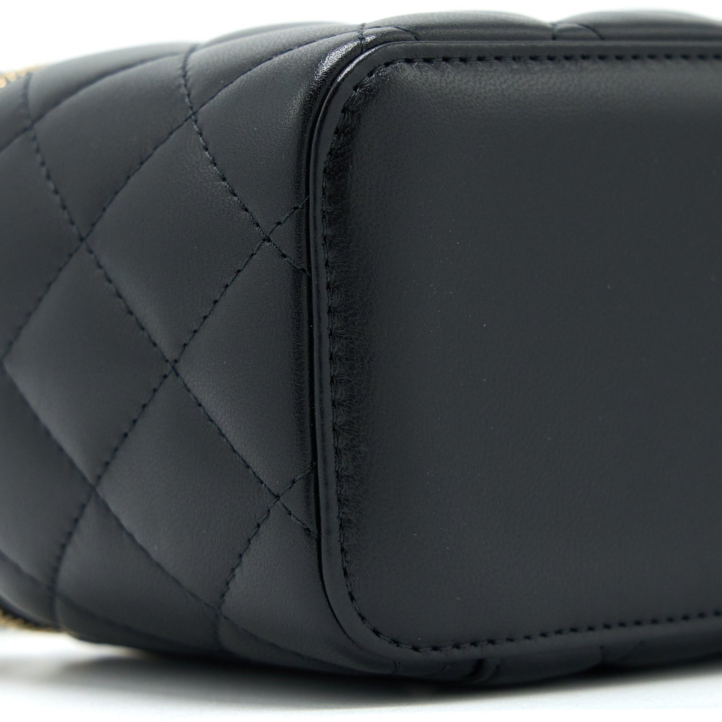 Chanel Pearl Crush Long Vanity Lambskin Black Brushed