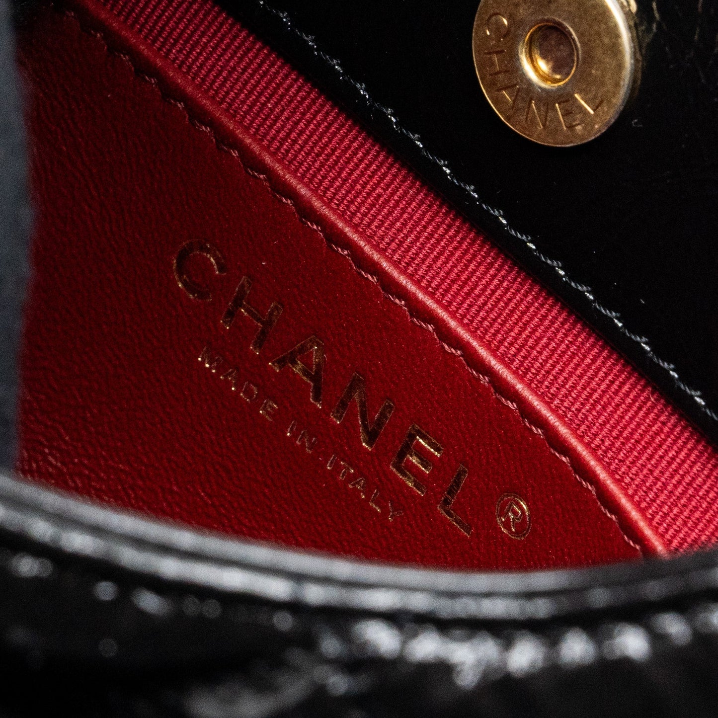 Chanel 23C Small HOBO Bag Shiny Calfskin Black  (Microchip)