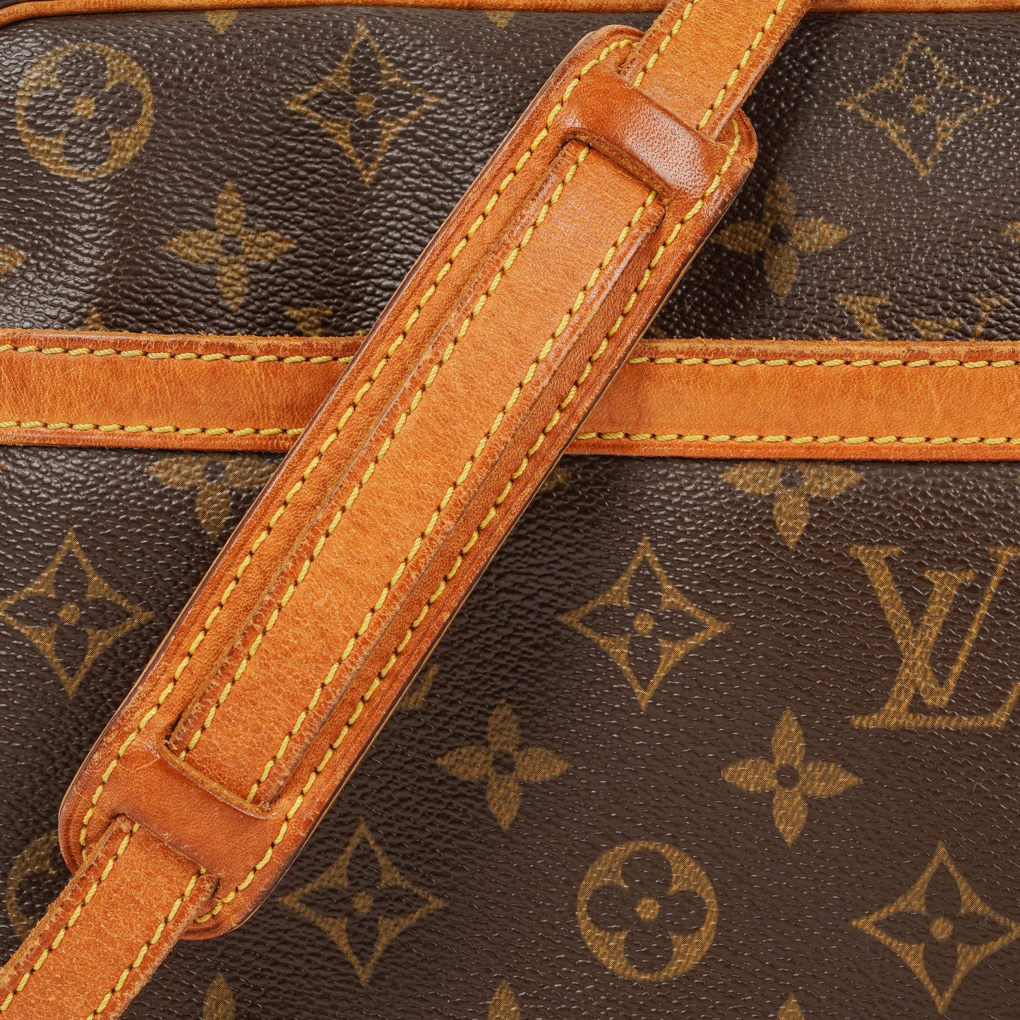 Louis Vuitton Trocadero 30 Monogram Canvas Bag