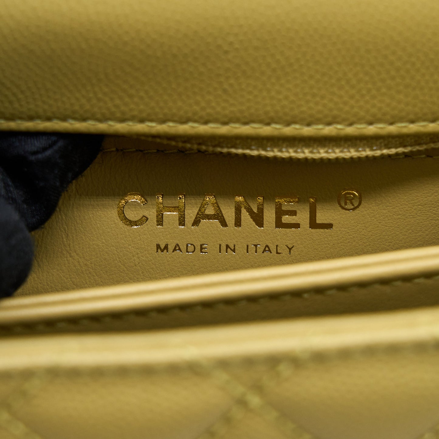 Chanel Extra Mini Coco Handle Caviar Green L (Microchip)