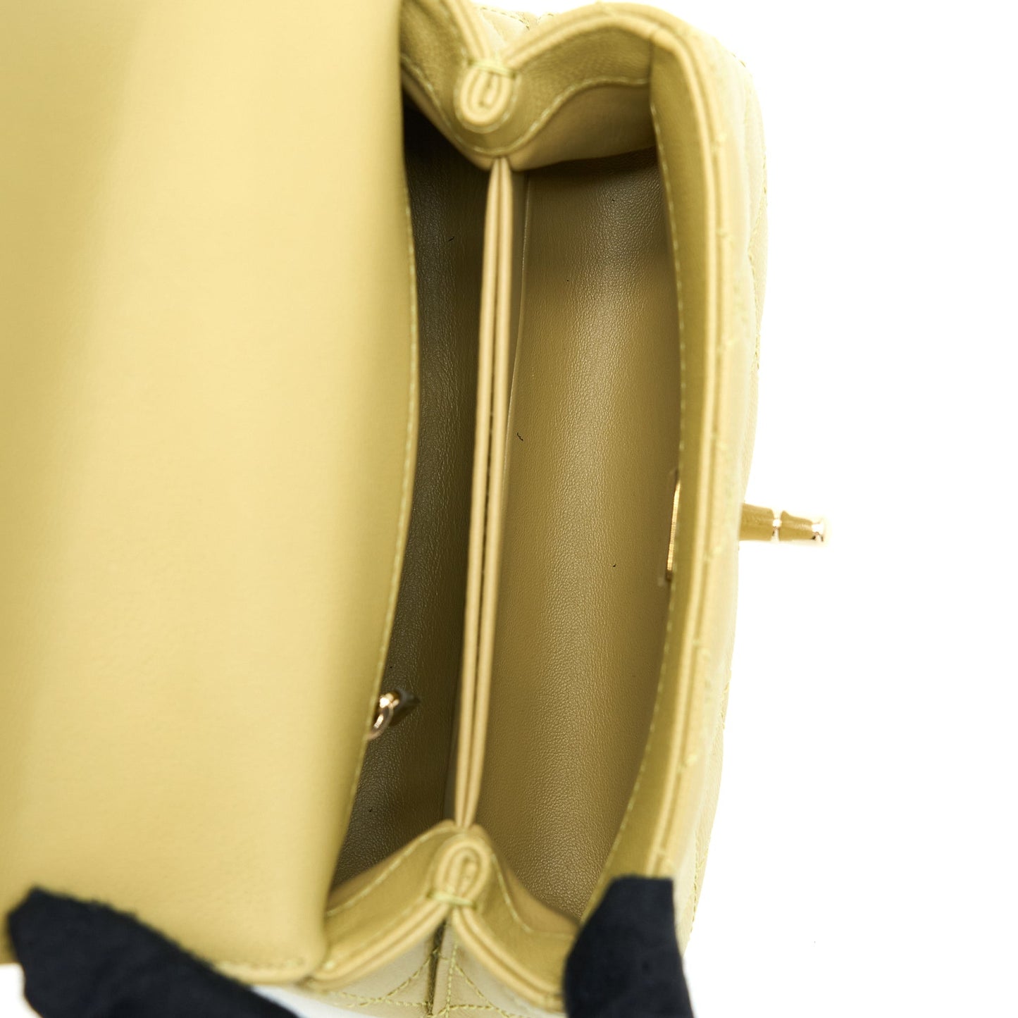 Chanel Extra Mini Coco Handle Caviar Green L (Microchip)