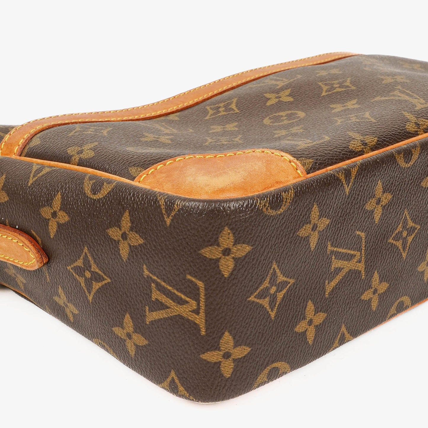 Louis Vuitton Trocadero 30 Monogram Canvas Bag