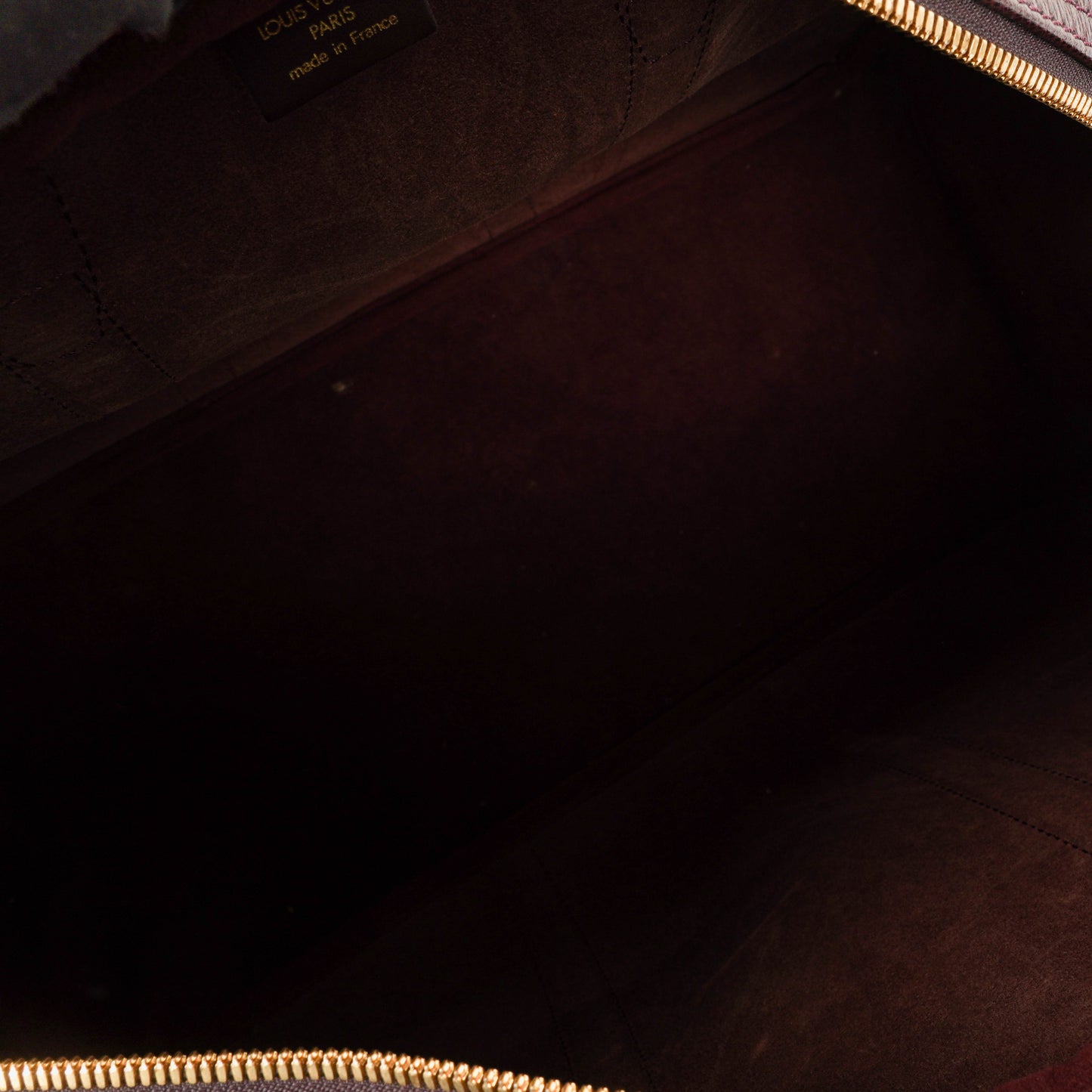 Louis Vuitton Kendall Burgundy Taiga Leather Bag
