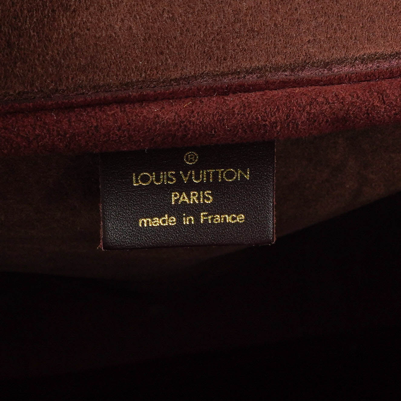 Louis Vuitton Kendall Burgundy Taiga Leather Bag