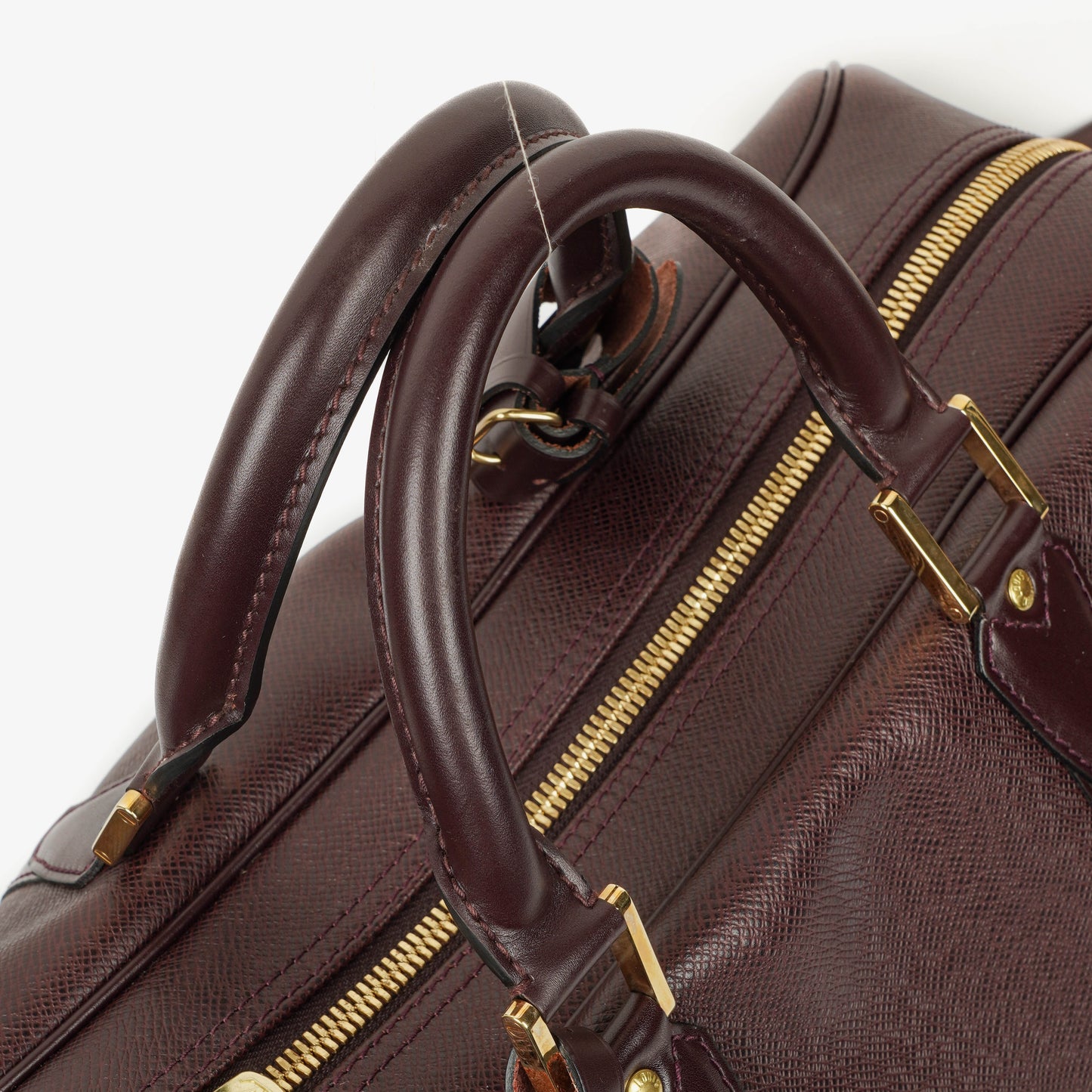 Louis Vuitton Kendall Burgundy Taiga Leather Bag