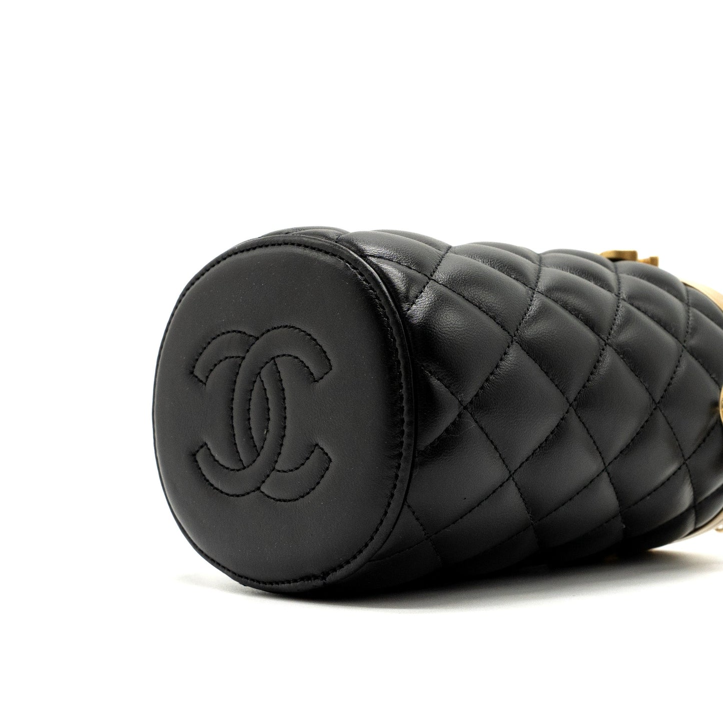 Chanel 21A Vanity With Chain Lambskin Black  (Microchip)