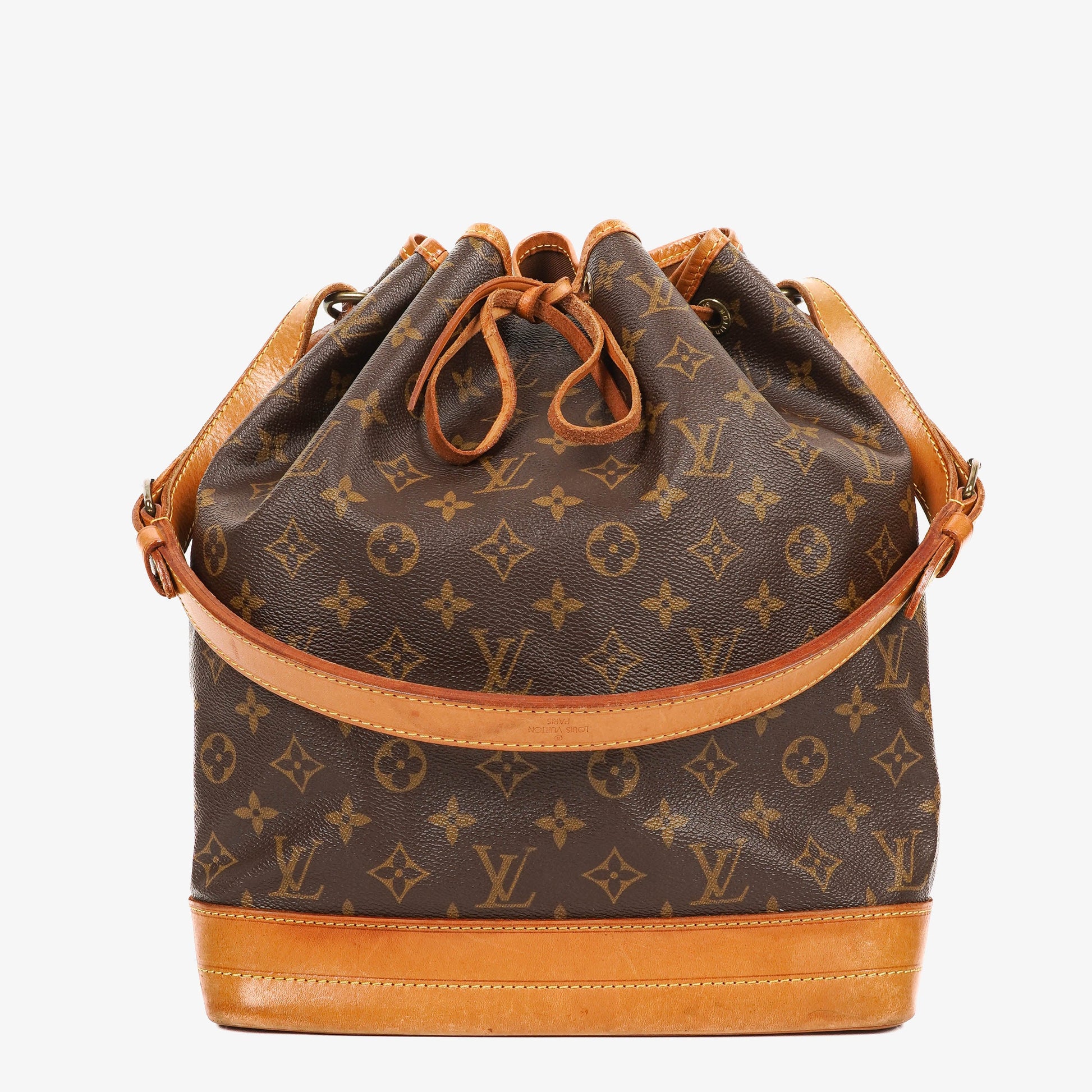 Louis Vuitton Noe Grande GM Monogram Canvas Shoulder Bag