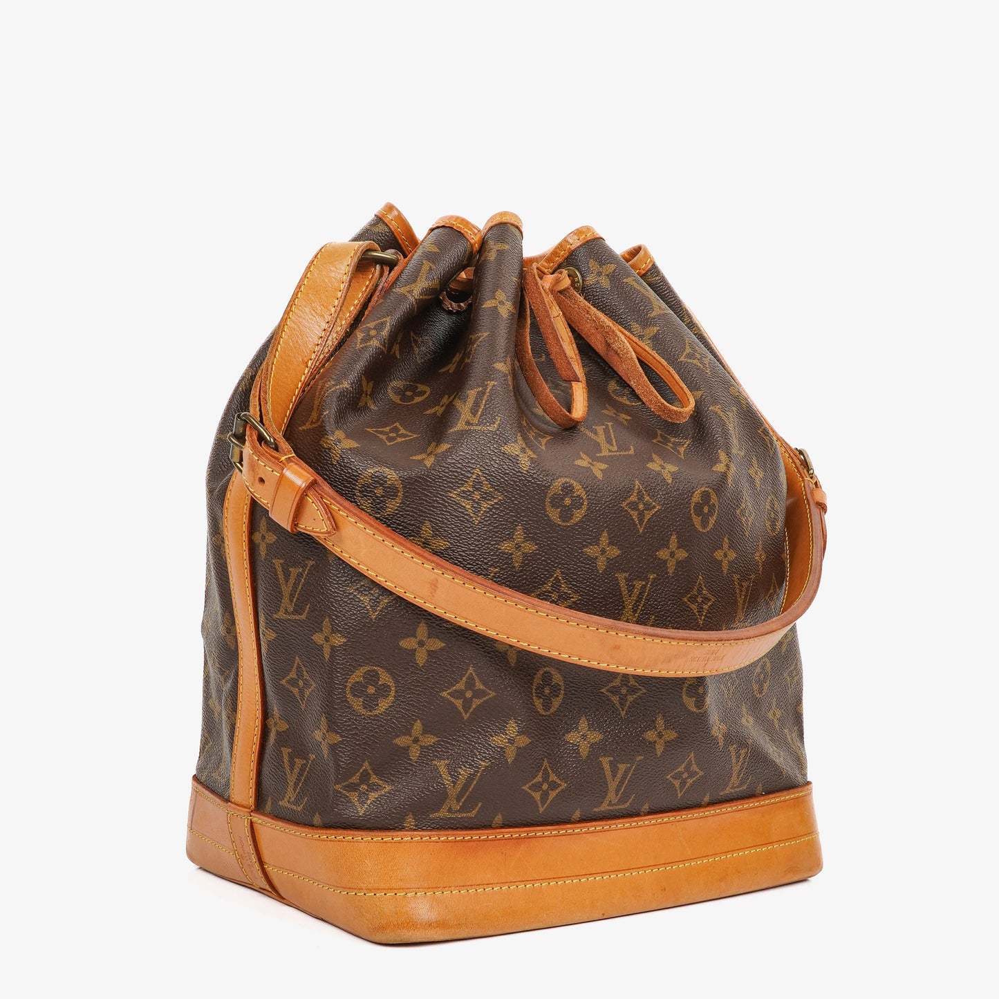 Louis Vuitton Noe Grande GM Monogram Canvas Shoulder Bag
