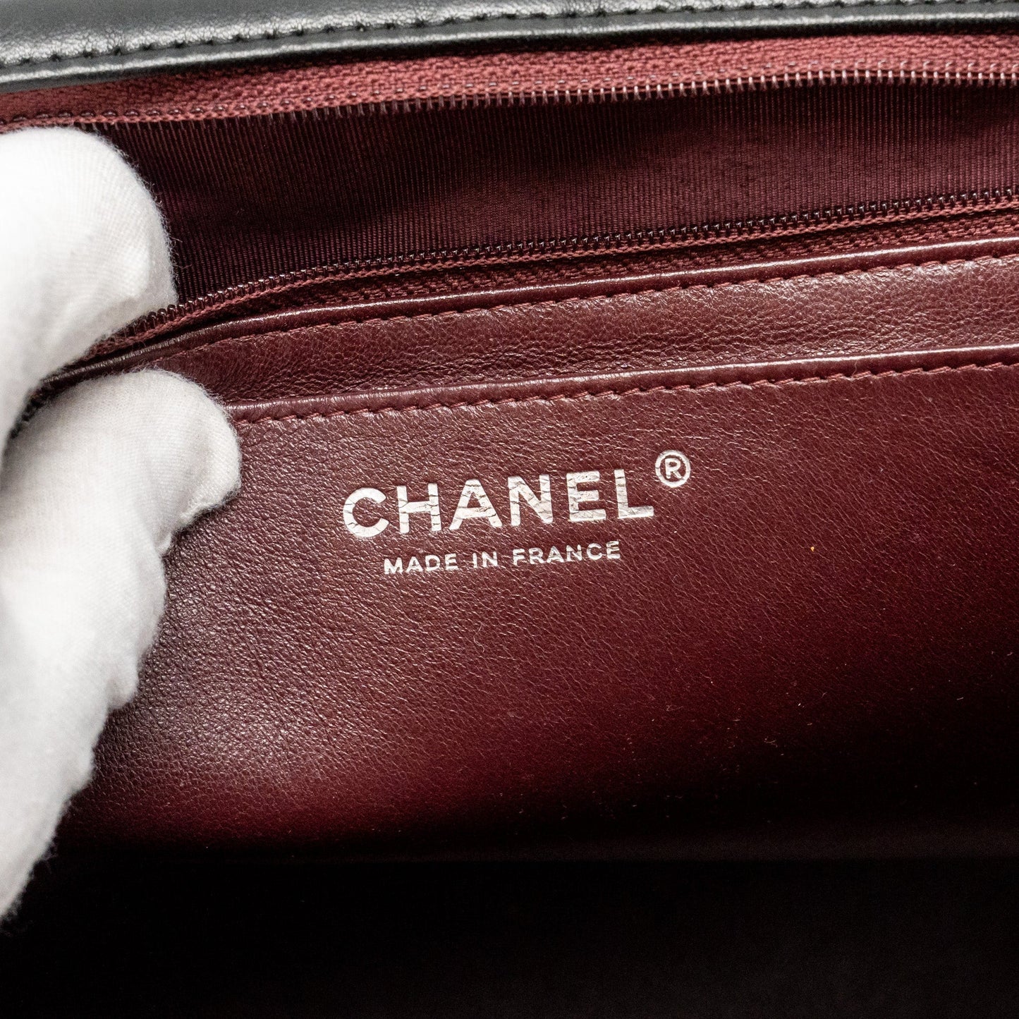 Chanel maxi classic single flap bag lambskin black