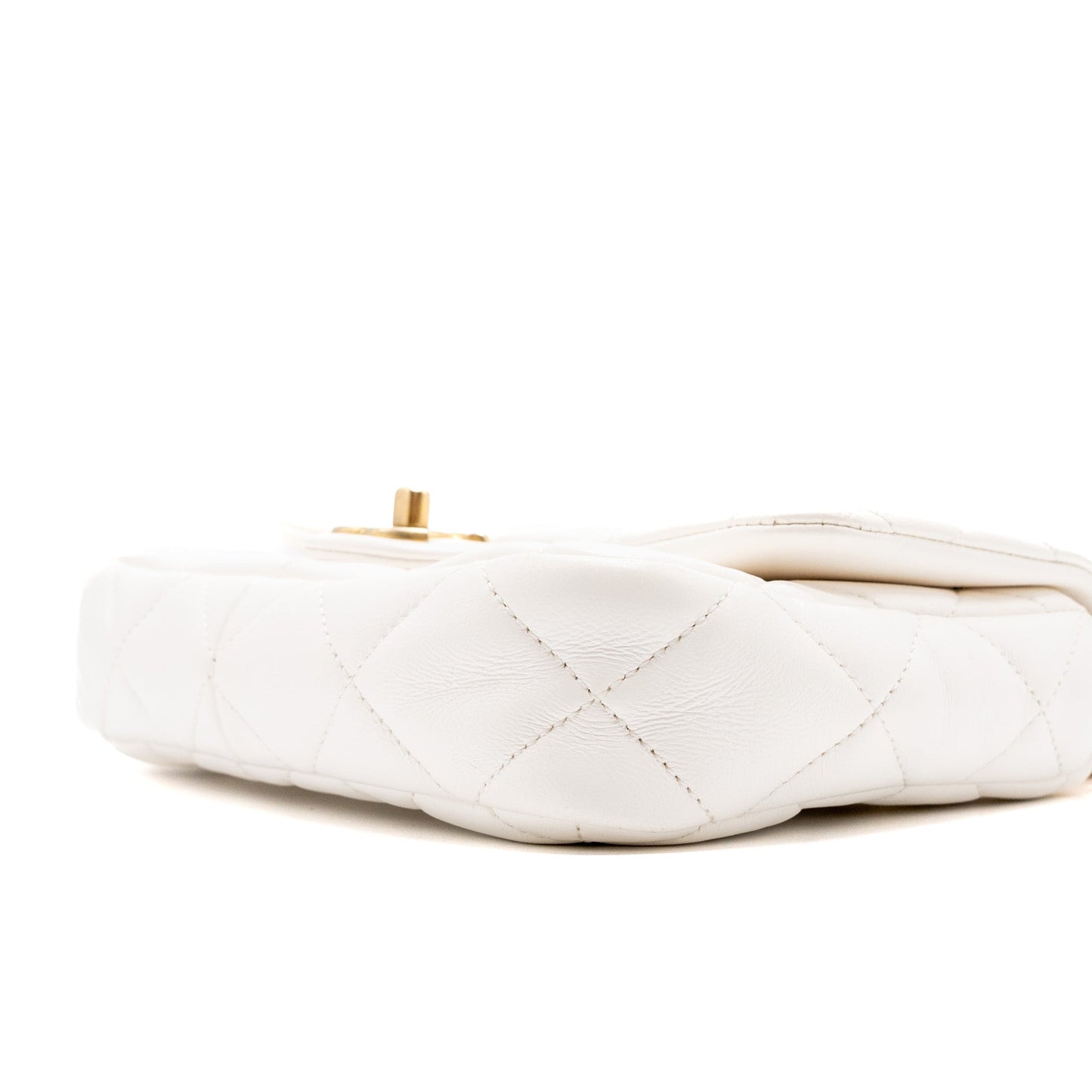 Chanel 22S Giant Chain Flap Shoulder Bag Lambskin White Brushed  (Microchip)