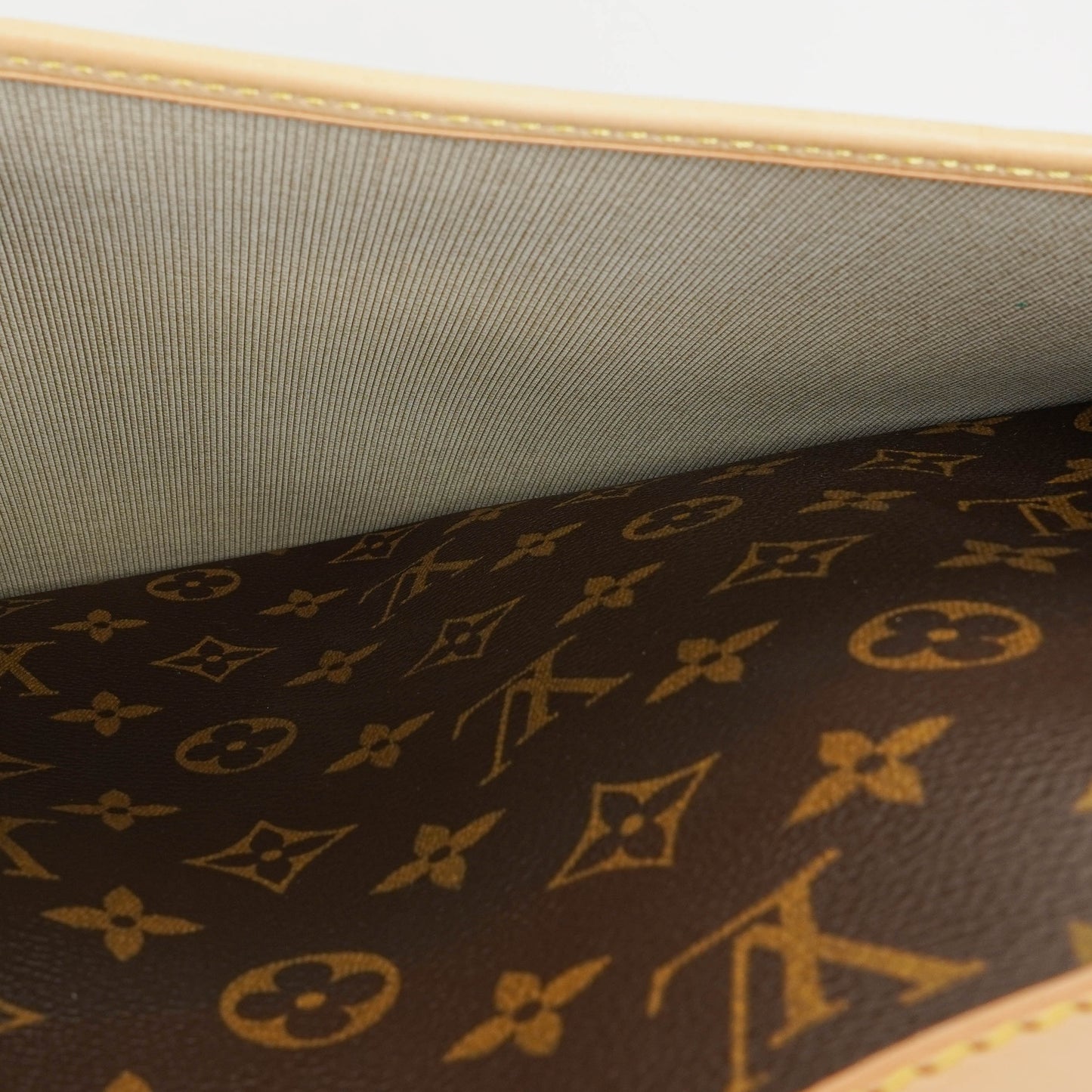 Louis Vuitton Alize 45 Monogram Coated Canvas Travel Bag