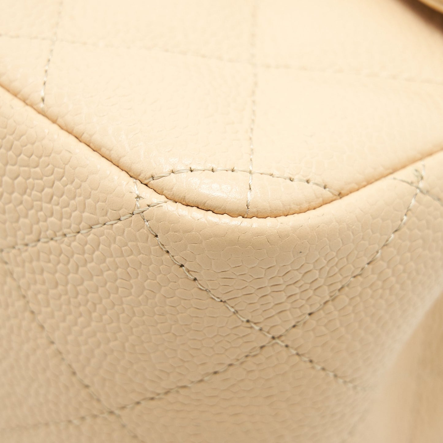 Chanel Classic Jumbo double flap Bag caviar beige