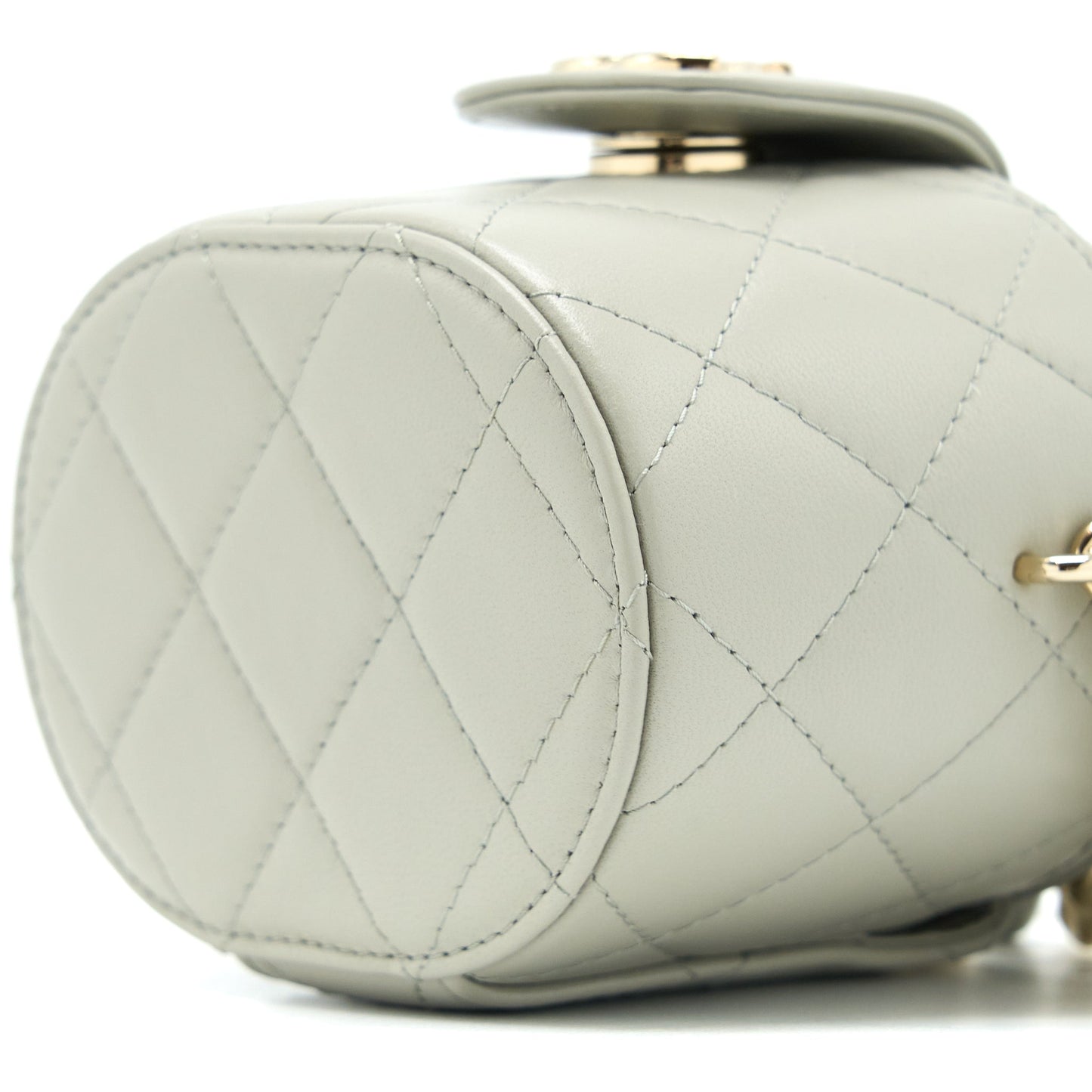 Chanel Giant Chain Mini Vanity Case Lambskin Light Grey L