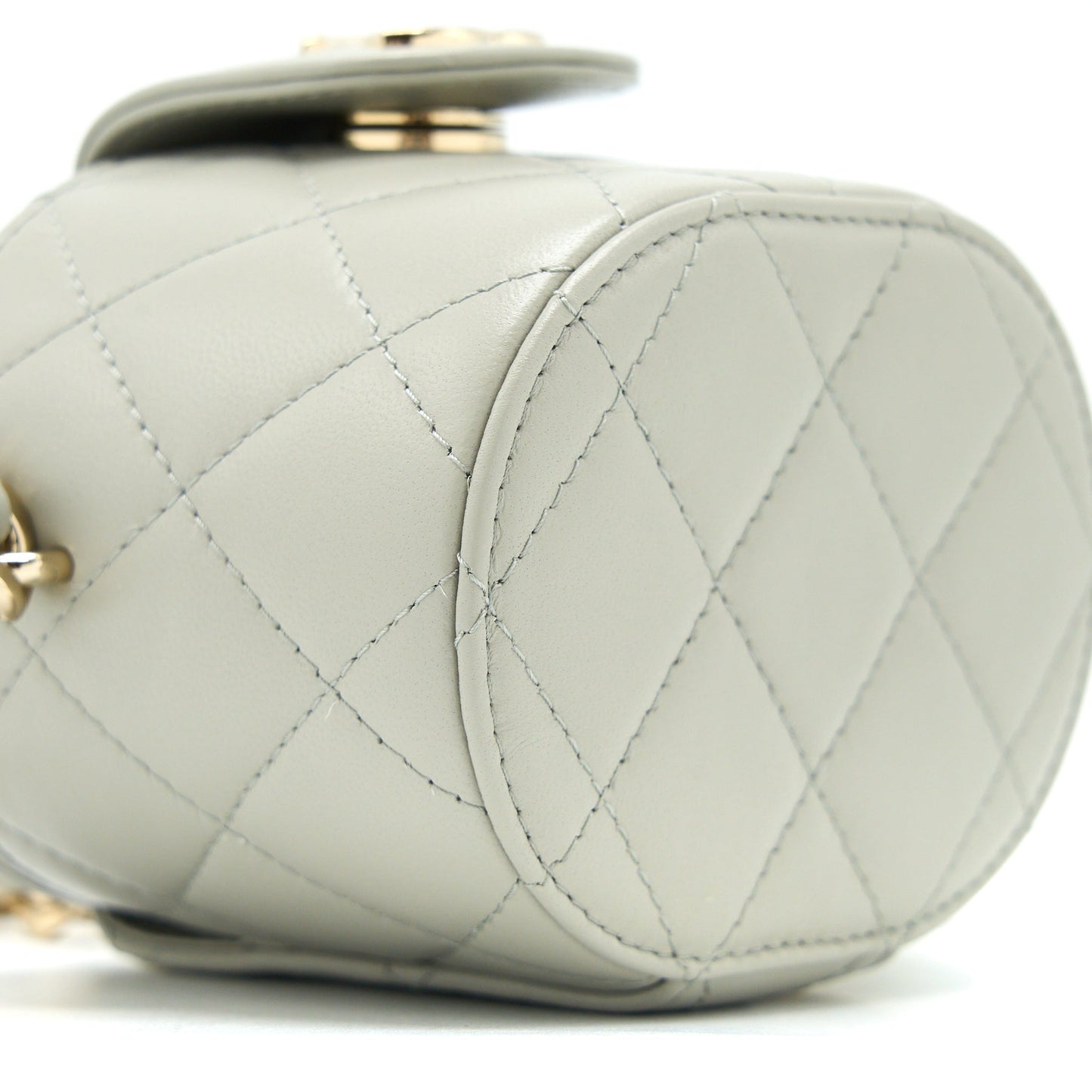 Chanel Giant Chain Mini Vanity Case Lambskin Light Grey L