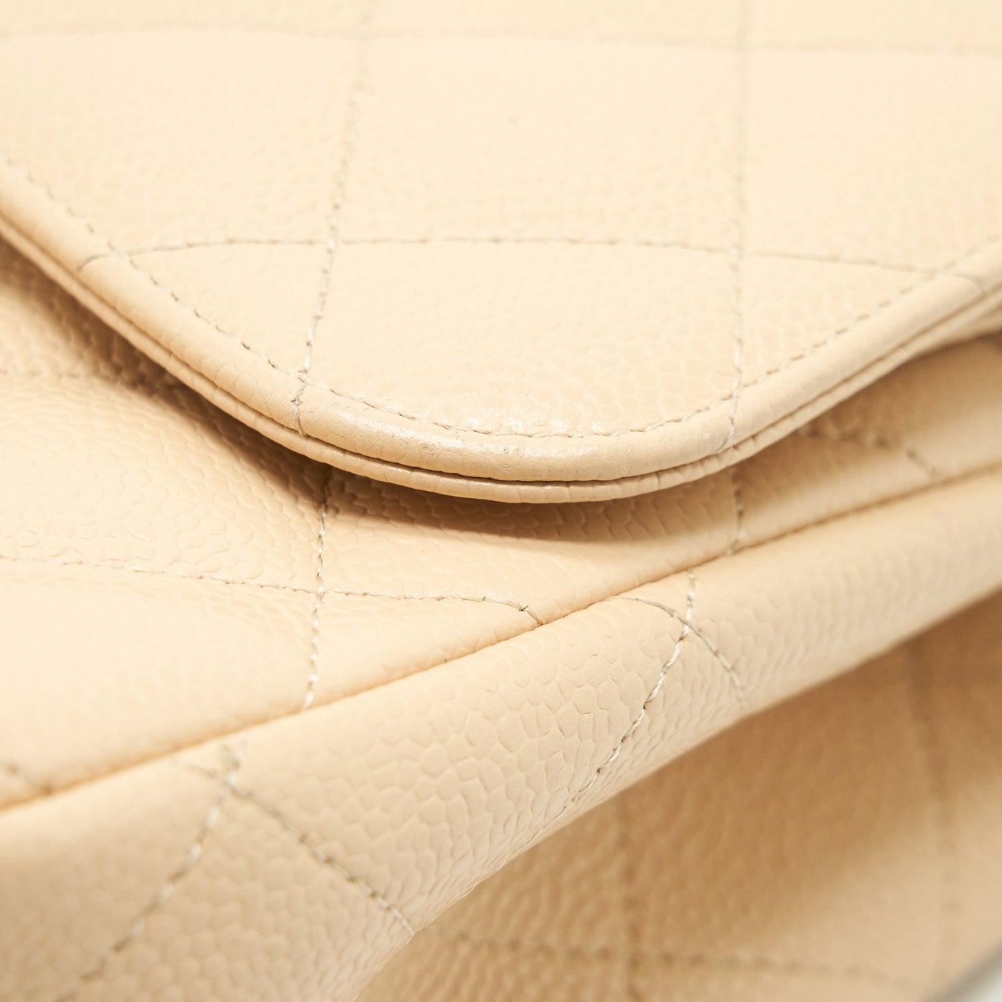 Chanel Classic Jumbo double flap Bag caviar beige