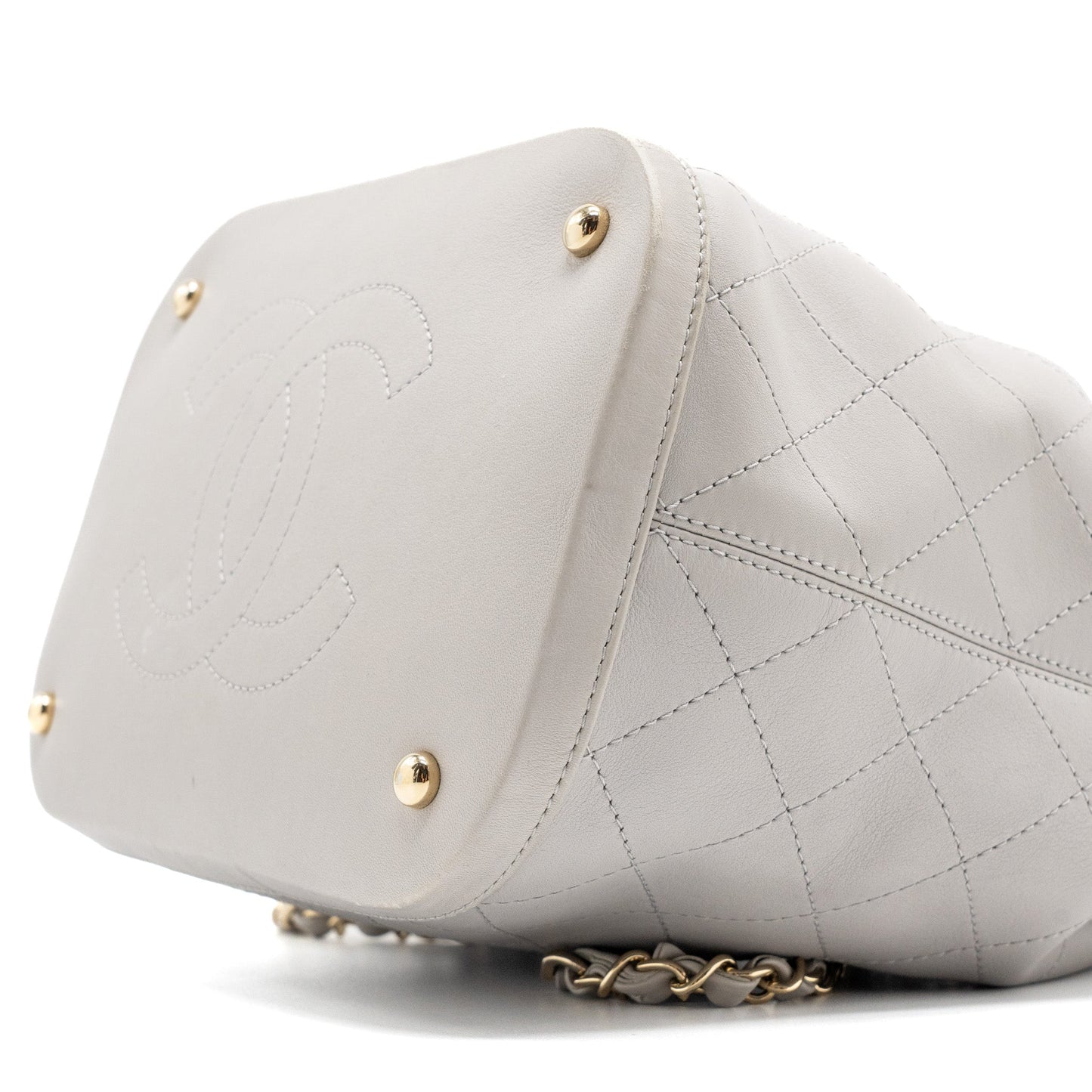 Chanel quilted bucket bag lambskin grey L