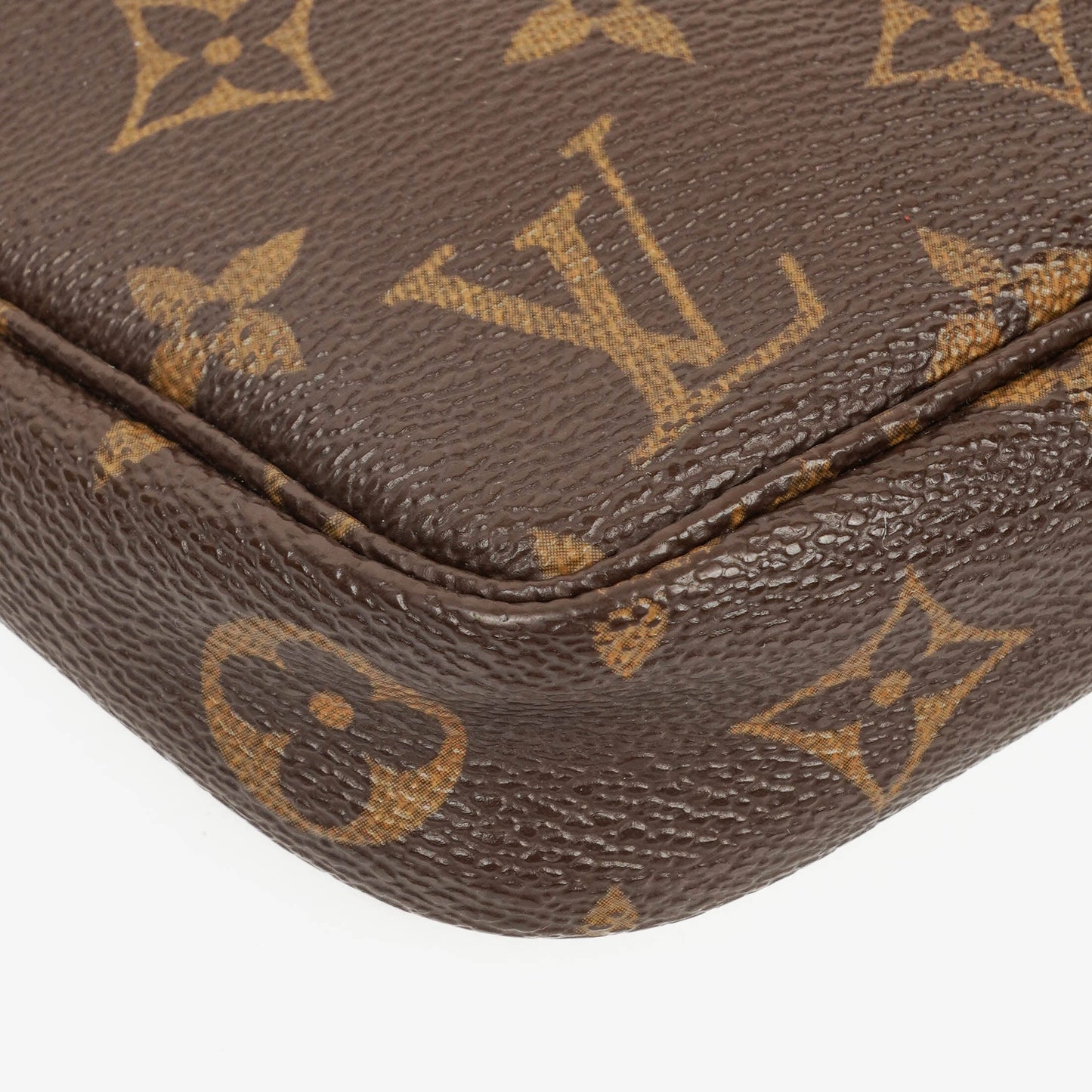 Louis Vuitton Pochette Accessoires Monogram Canvas Clutch Handbag