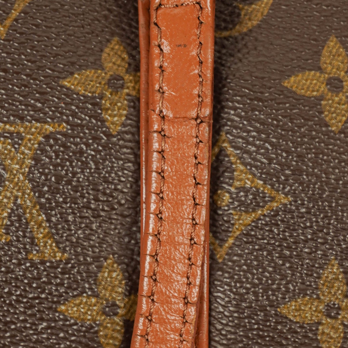 Louis Vuitton Papillon 25  Monogram Canvas Handbag