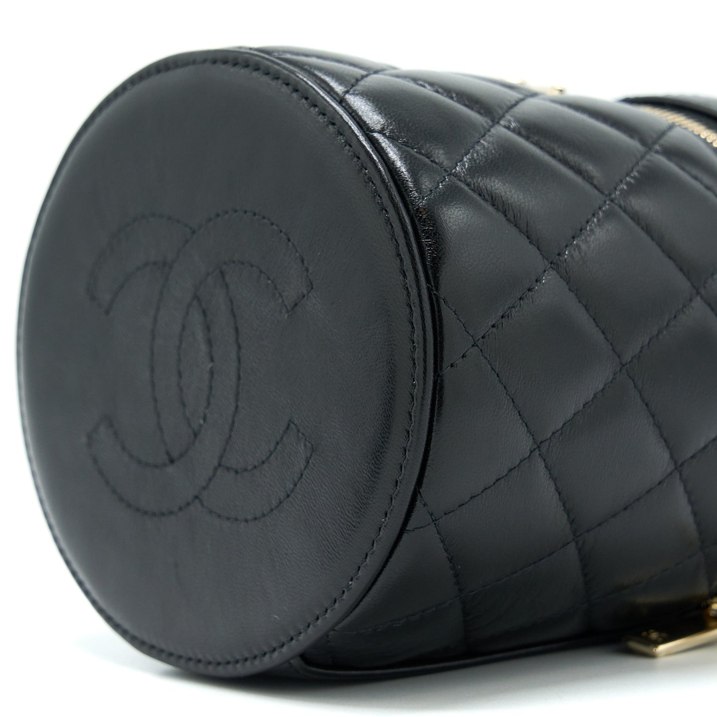 Chanel 22S Top Handle Vanity Lambskin Black L
